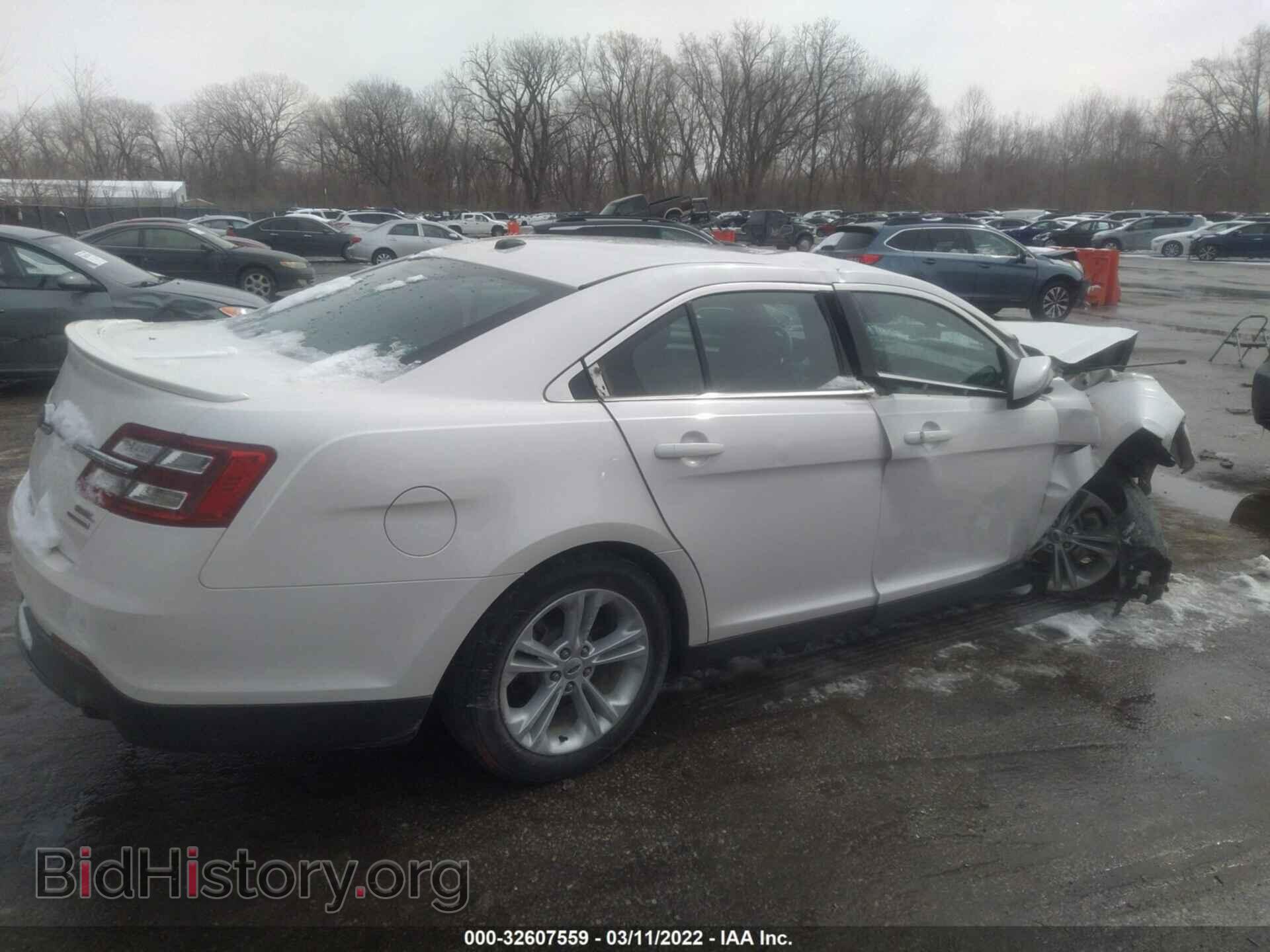 2016 FORD TAURUS - VIN: 1FAHP2E80GG147340 - Фото 4