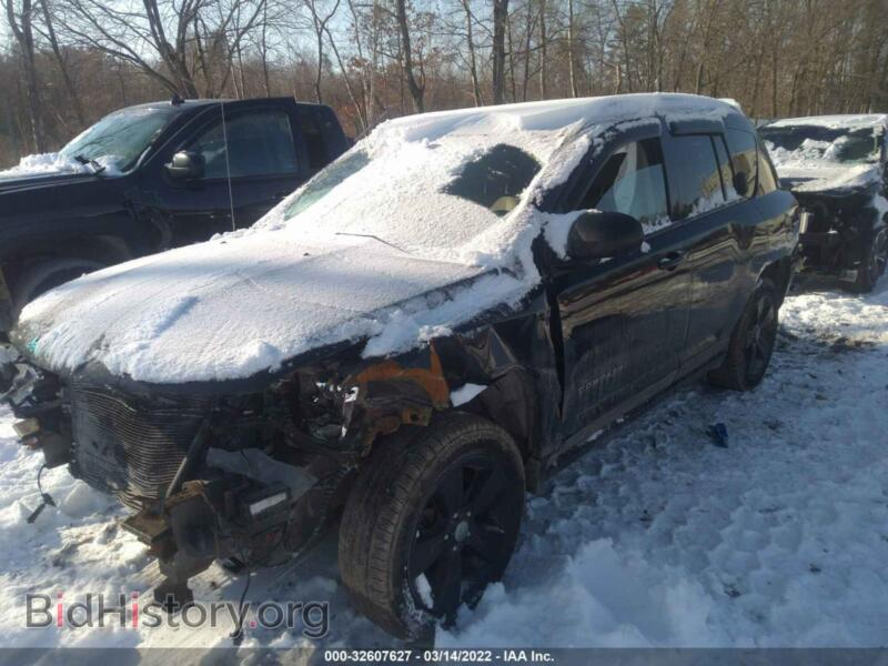2011 Jeep COMPASS (VIN 1J4NF1FB1BD141815) — photo 2 of 11