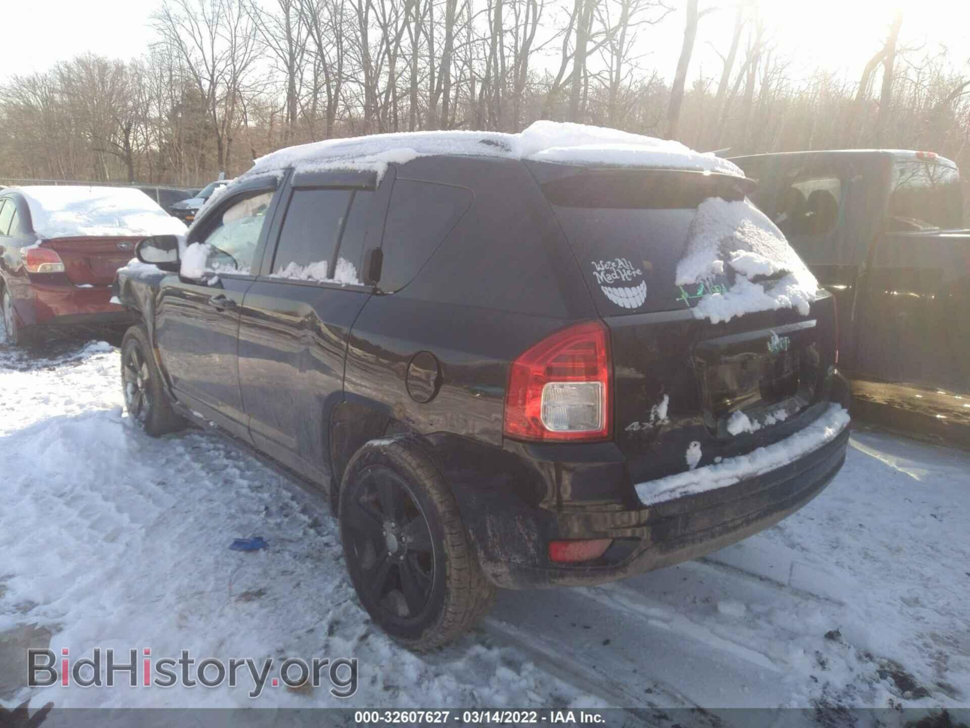 2011 JEEP COMPASS - VIN: 1J4NF1FB1BD141815 - Фото 3