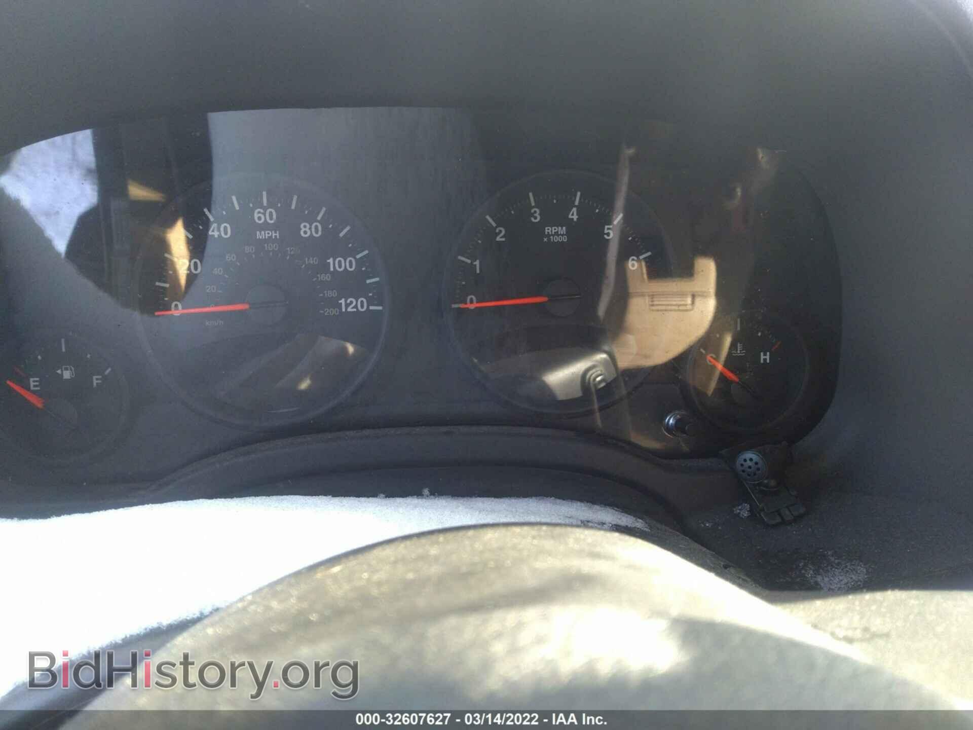 2011 JEEP COMPASS - VIN: 1J4NF1FB1BD141815 - Фото 7