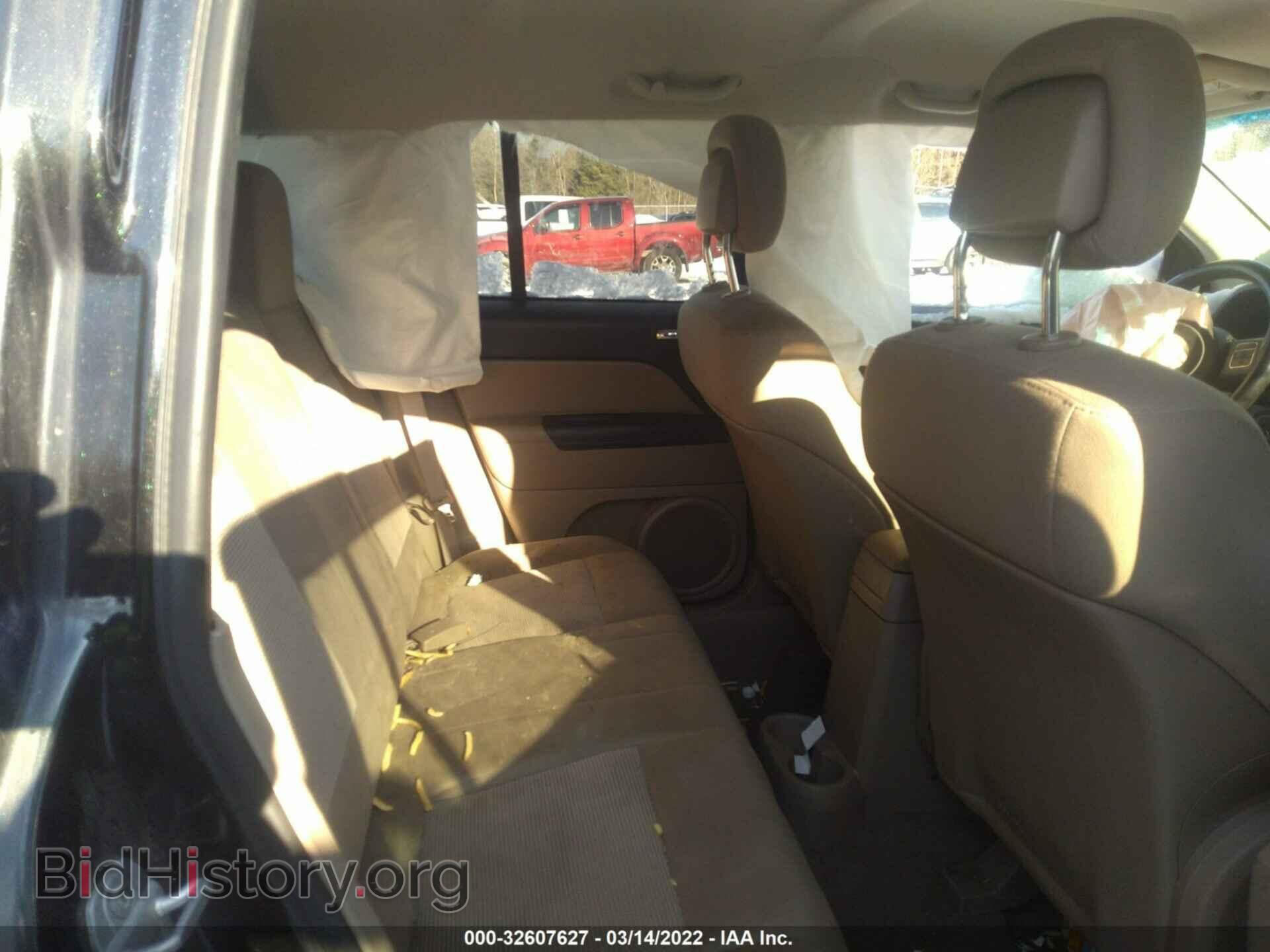2011 JEEP COMPASS - VIN: 1J4NF1FB1BD141815 - Фото 8