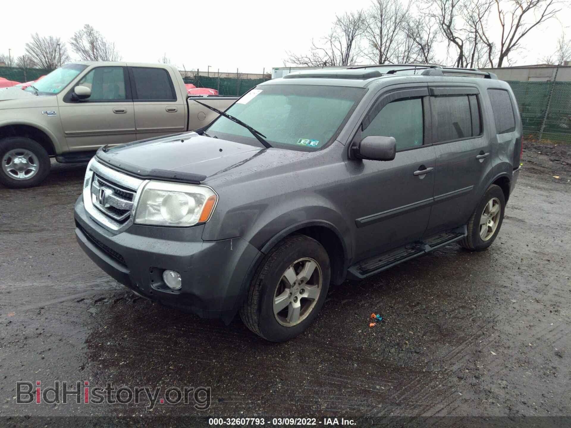 2011 HONDA PILOT - VIN: 5FNYF4H54BB076866 - Фото 2