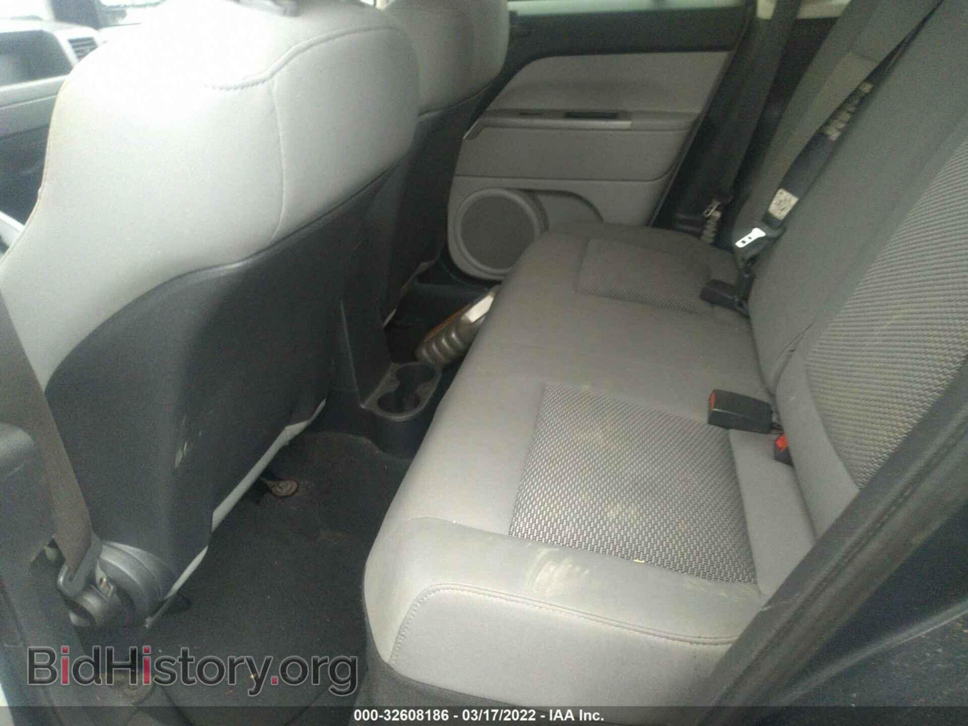 2007 JEEP COMPASS - VIN: 1J8FT47W97D359233 - Фото 8