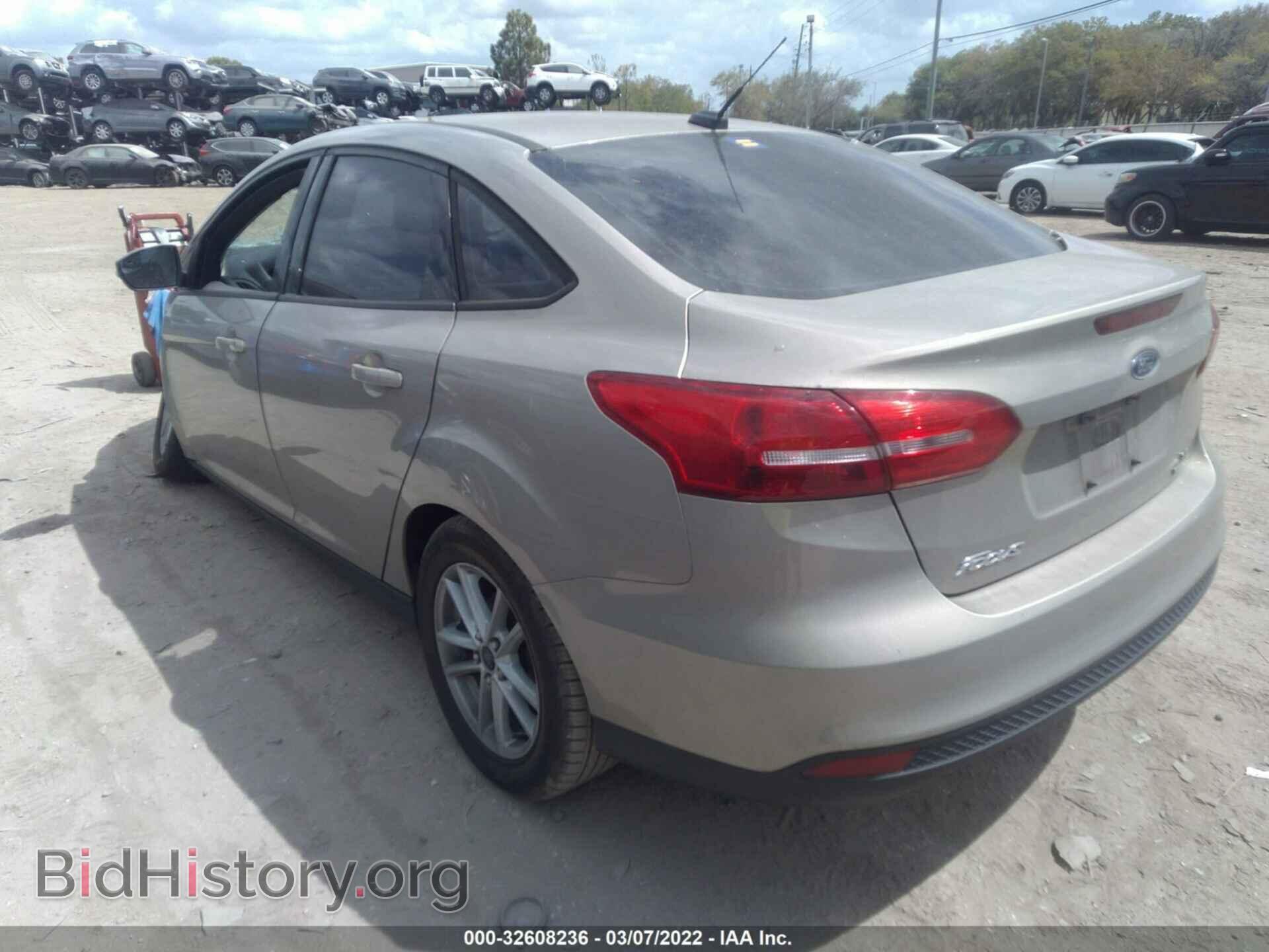 2016 FORD FOCUS - VIN: 1FADP3F23GL266375 - Фото 3