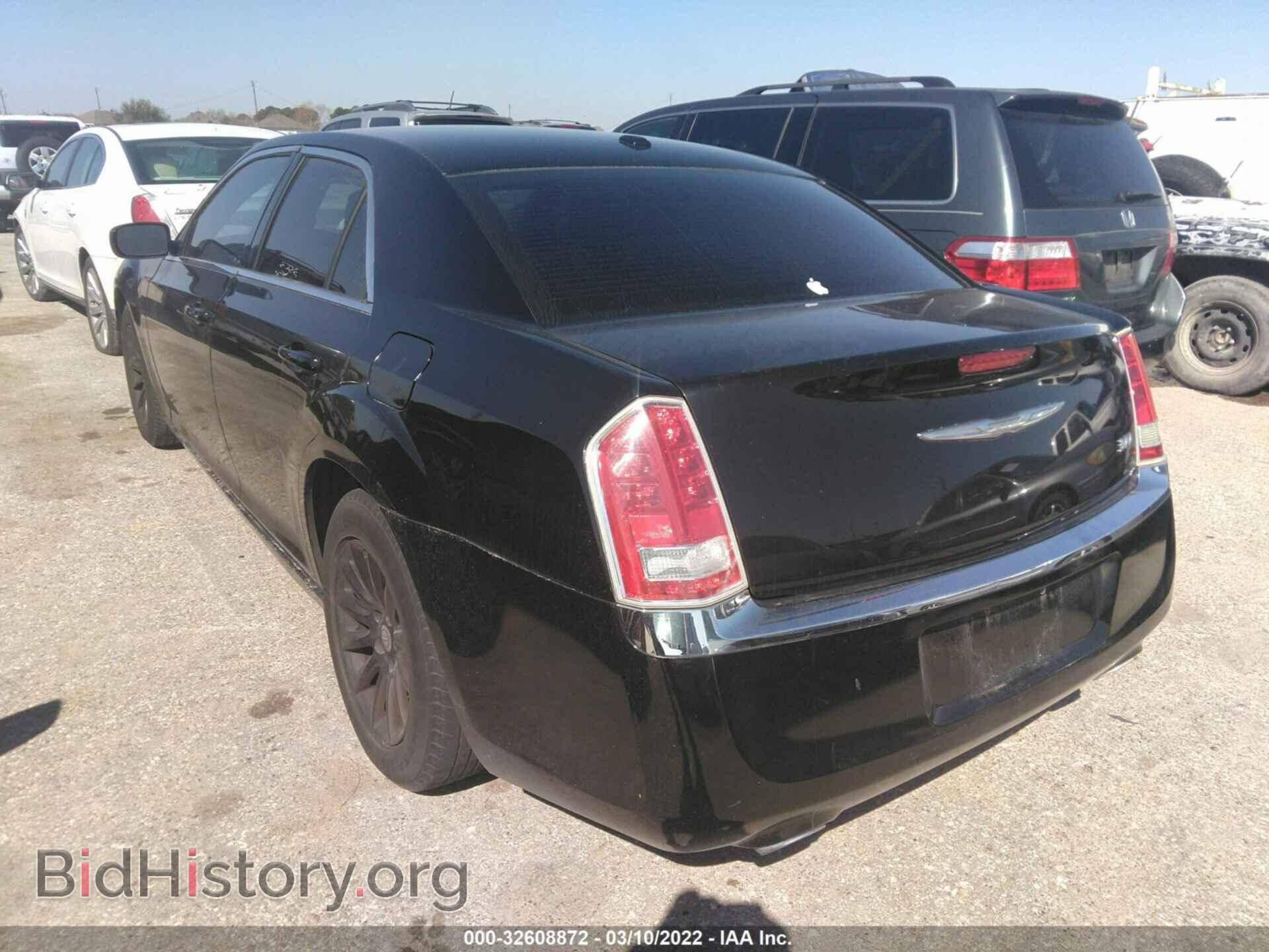 2012 CHRYSLER 300 - VIN: 2C3CCAAG1CH117094 - Фото 3