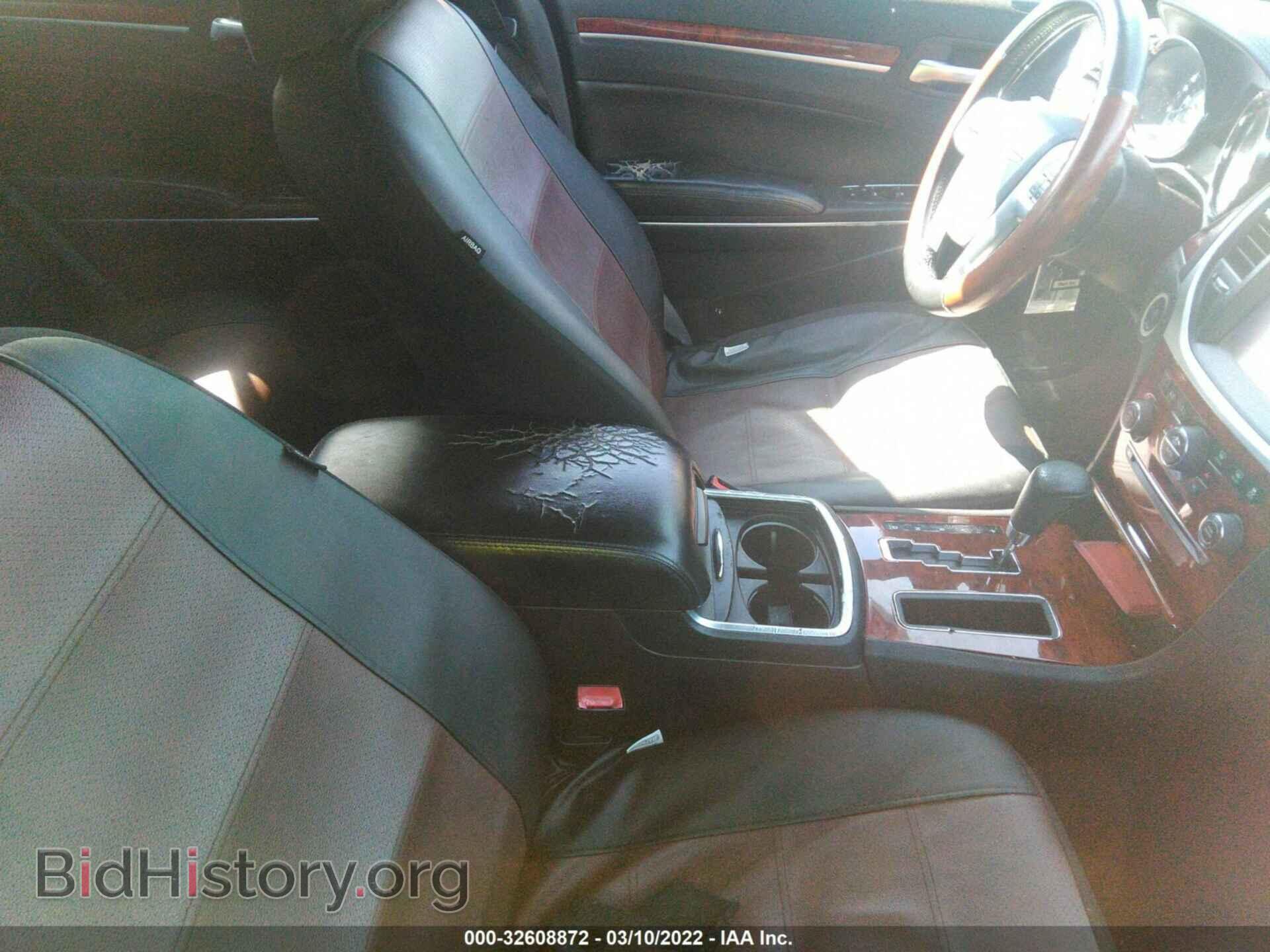 2012 CHRYSLER 300 - VIN: 2C3CCAAG1CH117094 - Фото 5