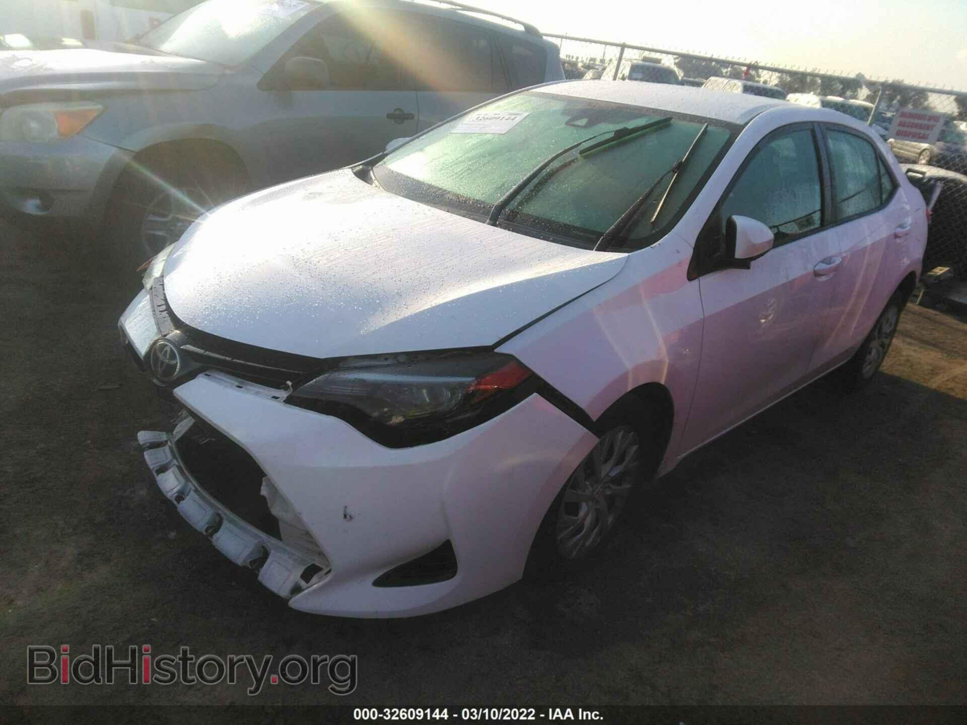 2017 TOYOTA COROLLA - VIN: 5YFBURHEXHP702779 - Фото 2