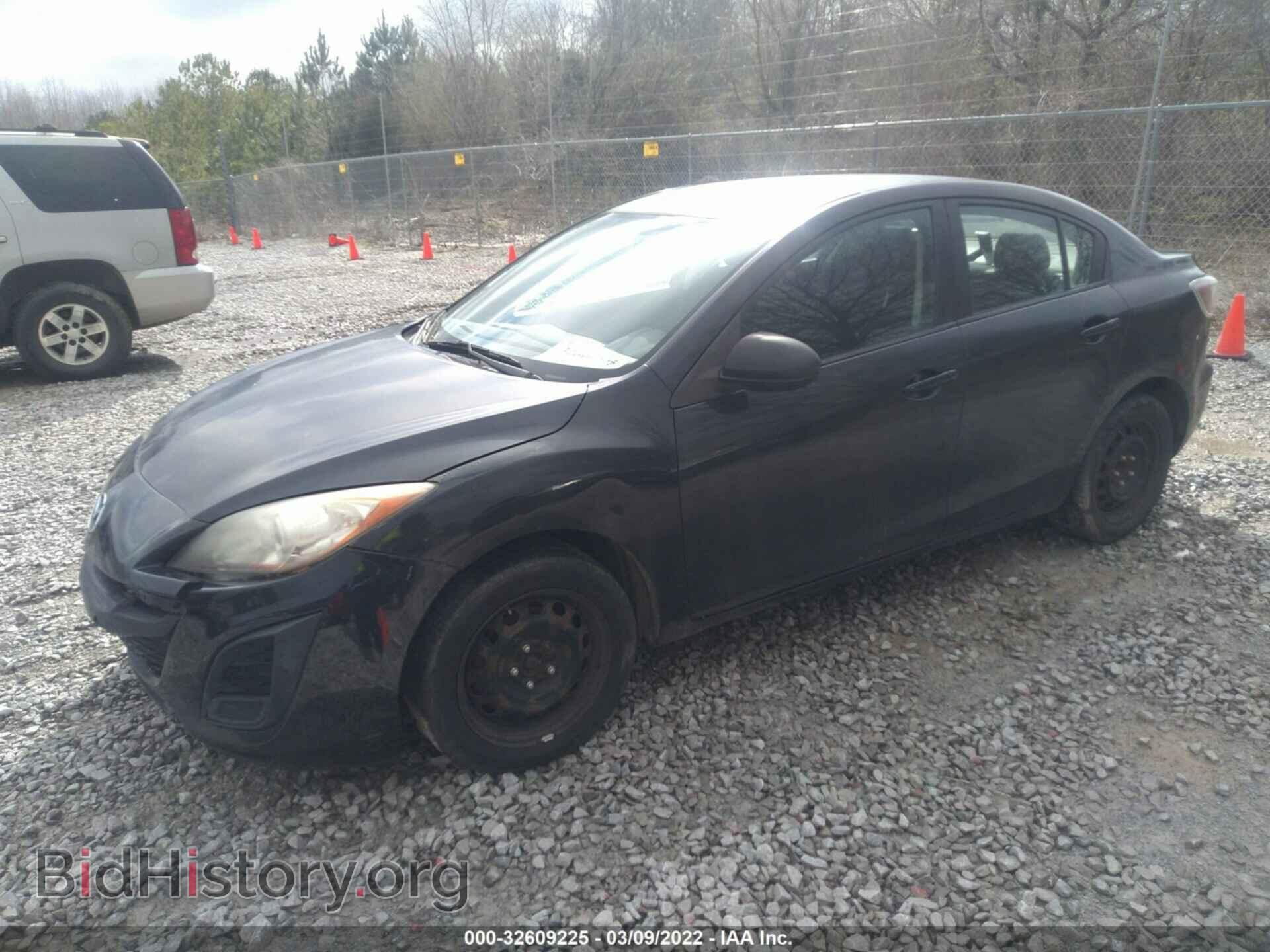 2011 MAZDA MAZDA3 - VIN: JM1BL1UG6B1414331 - Фото 2