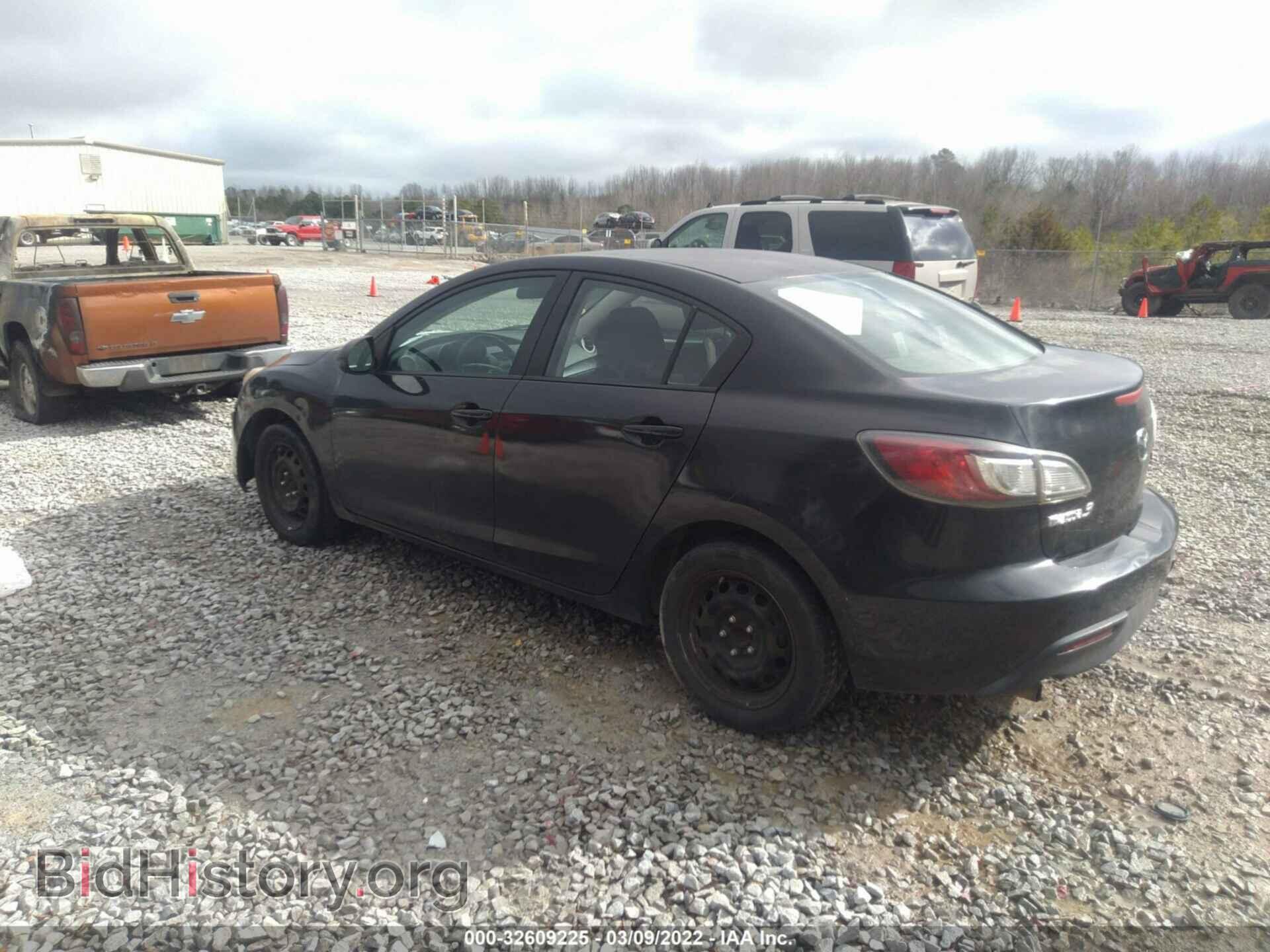 2011 MAZDA MAZDA3 - VIN: JM1BL1UG6B1414331 - Фото 3