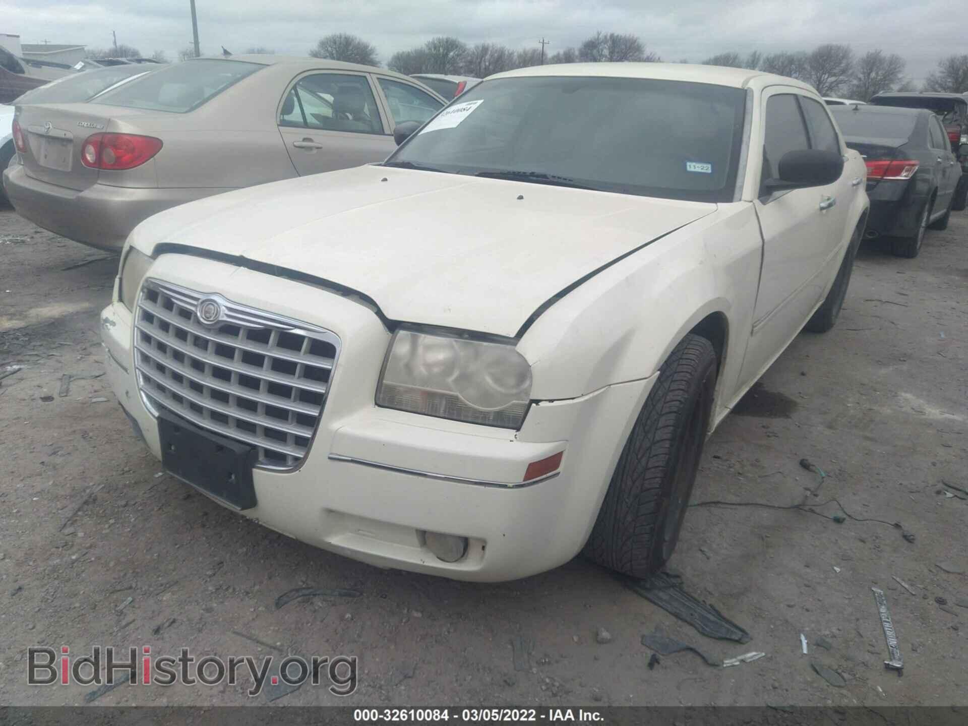 2007 CHRYSLER 300 - VIN: 2C3KA53G07H683145 - Фото 2