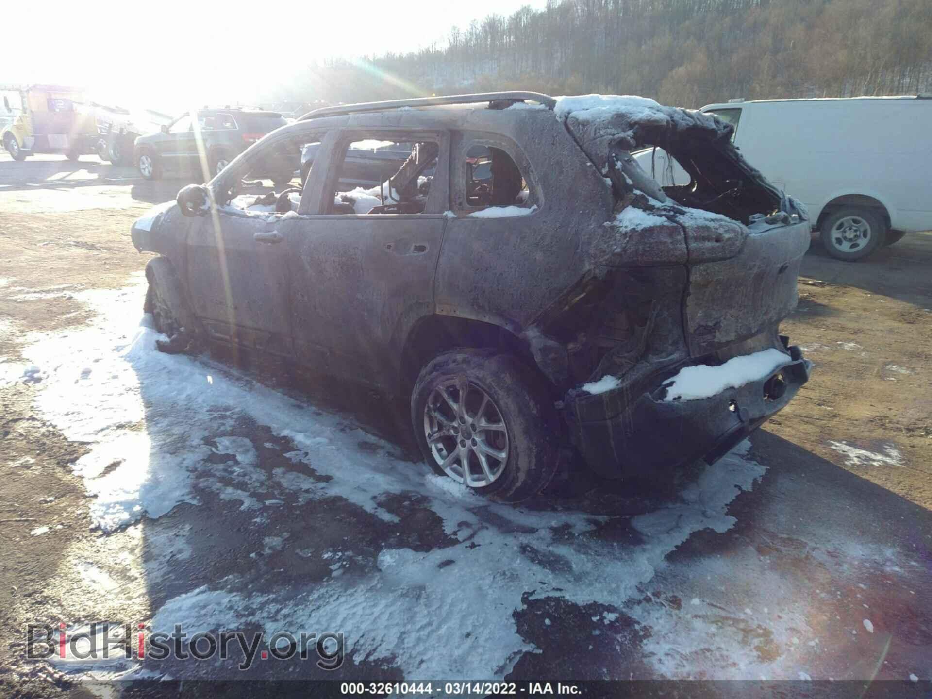 2014 JEEP CHEROKEE - VIN: 1C4PJMCB8EW318002 - Фото 3