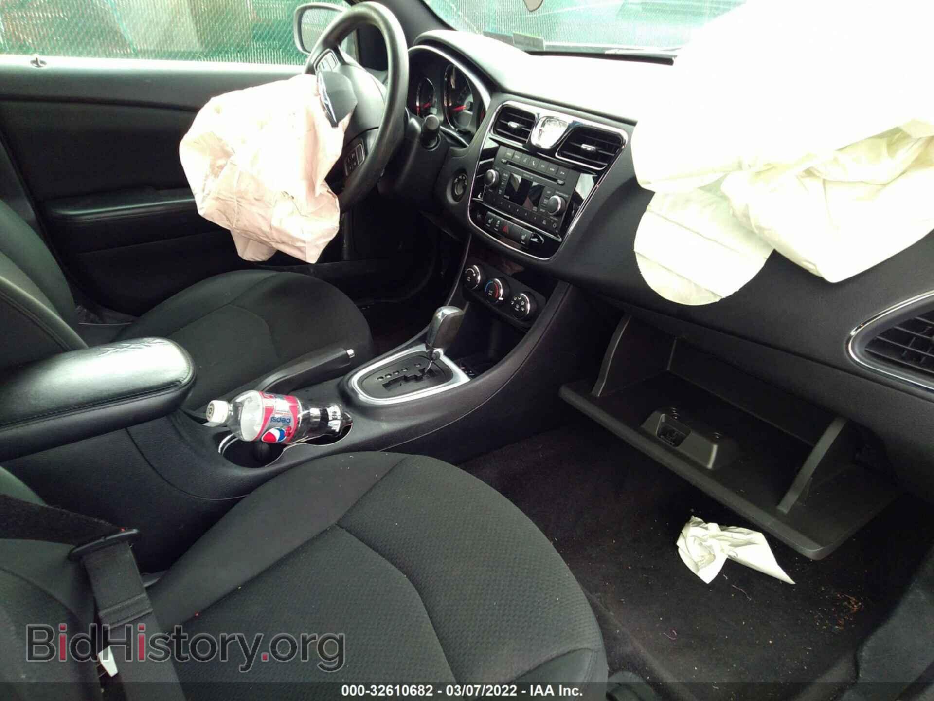 2011 CHRYSLER 200 - VIN: 1C3BC4FB6BN552967 - Фото 5