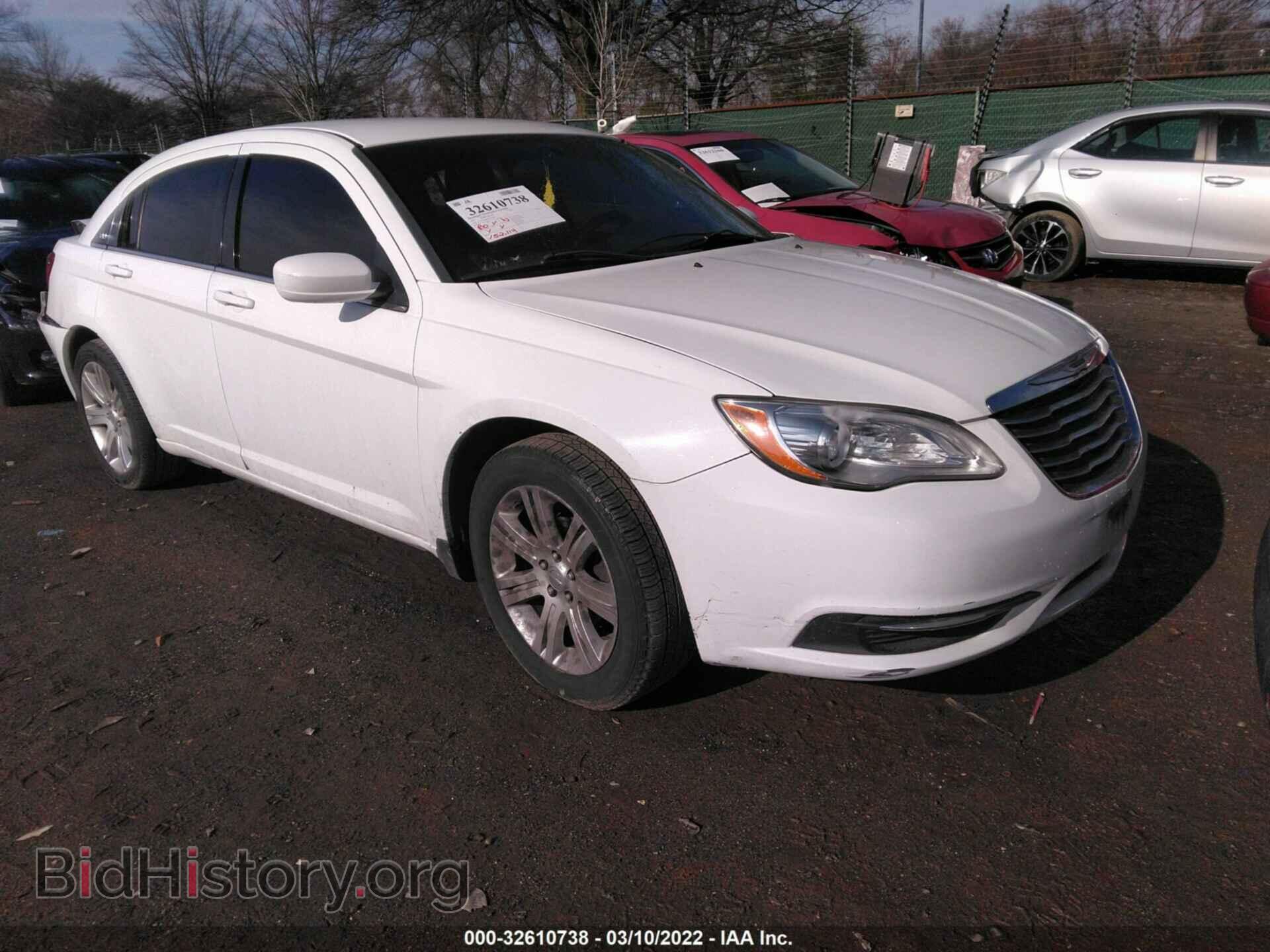 Фотография 1C3CCBAB7DN670044 - CHRYSLER 200 2013