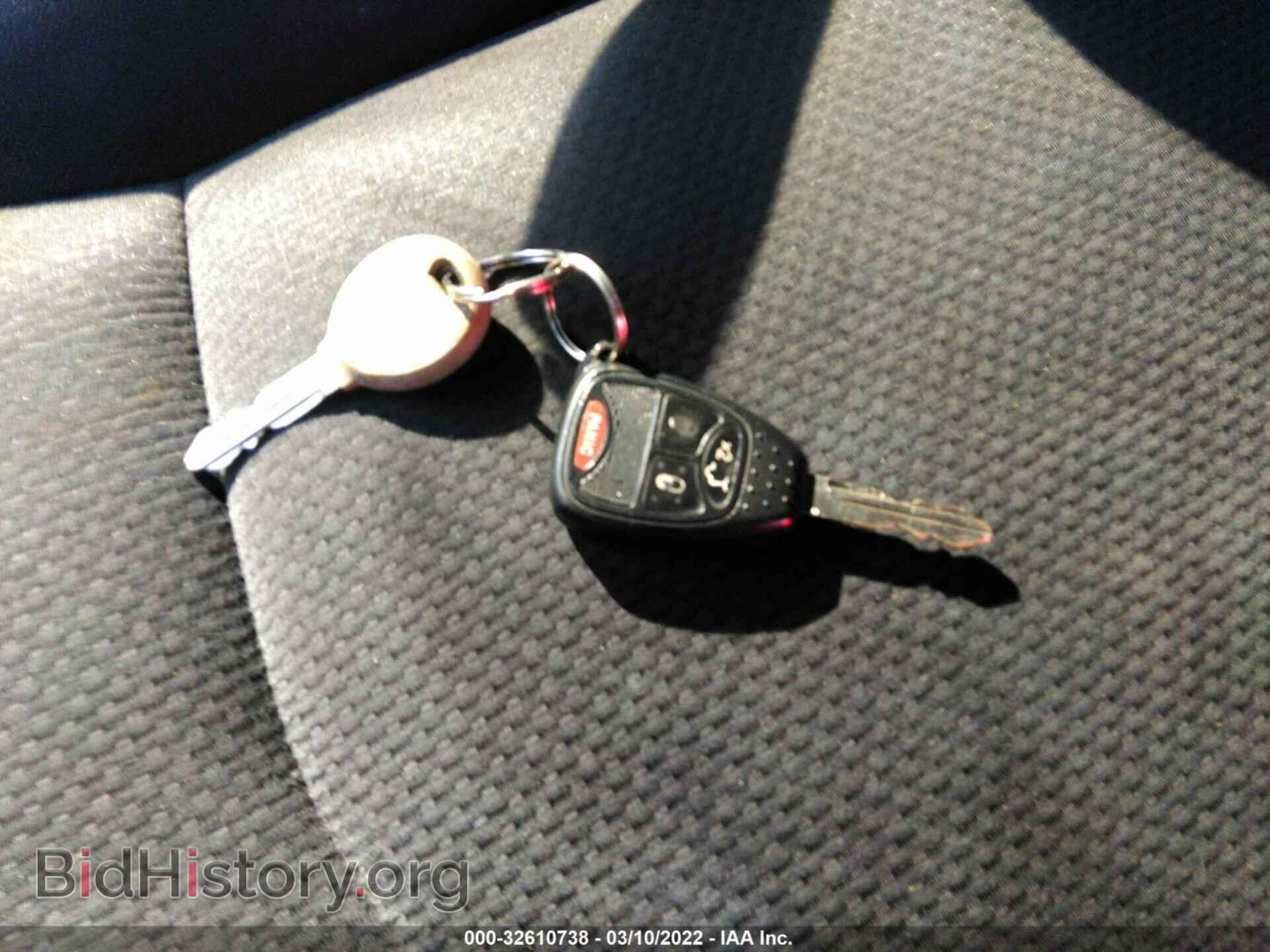 2013 CHRYSLER 200 - VIN: 1C3CCBAB7DN670044 - Фото 11