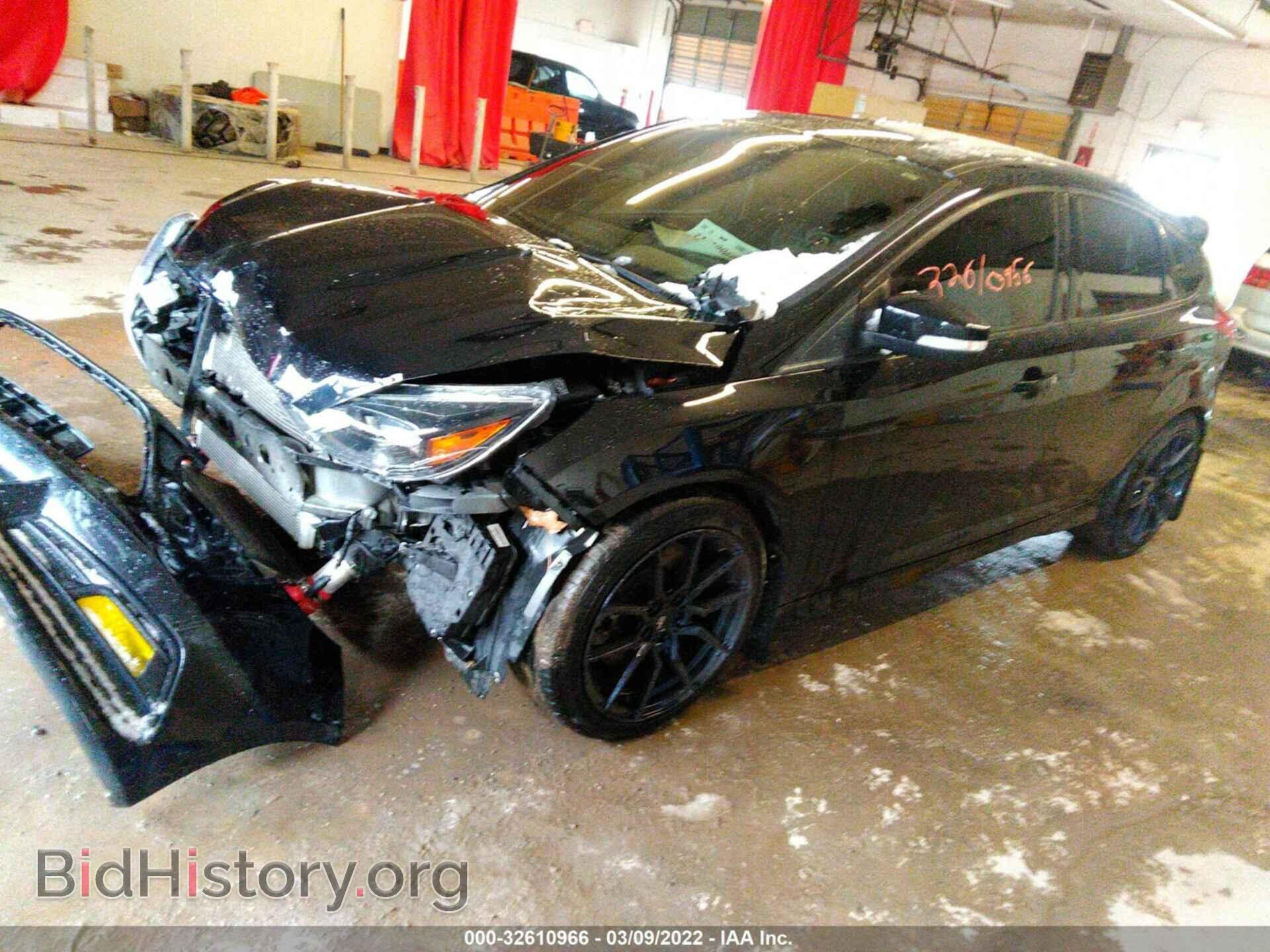 2017 FORD FOCUS - VIN: 1FADP3L92HL262689 - Фото 2