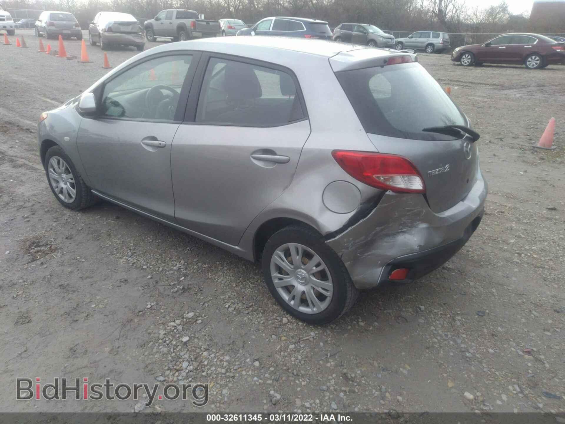 2014 MAZDA MAZDA2 - VIN: JM1DE1KY7E0174571 - Фото 3