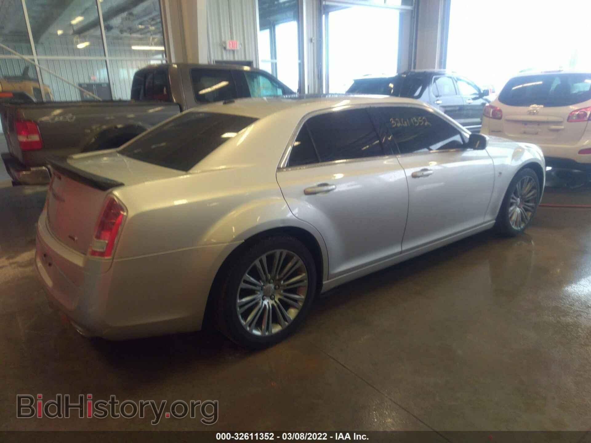 2012 CHRYSLER 300 - VIN: 2C3CCADT2CH312727 - Фото 4