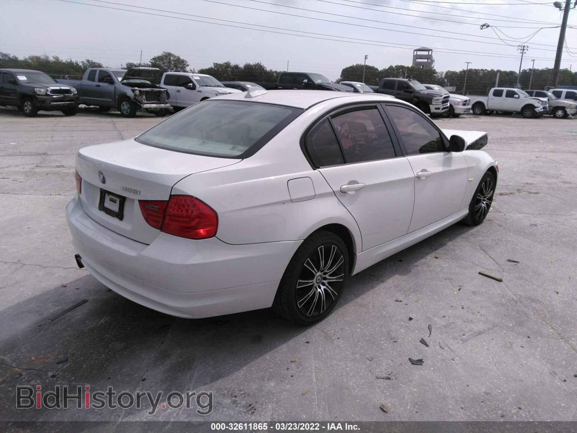 2009 BMW 3 SERIES - VIN: WBAPH77519NM45426 - Фото 4
