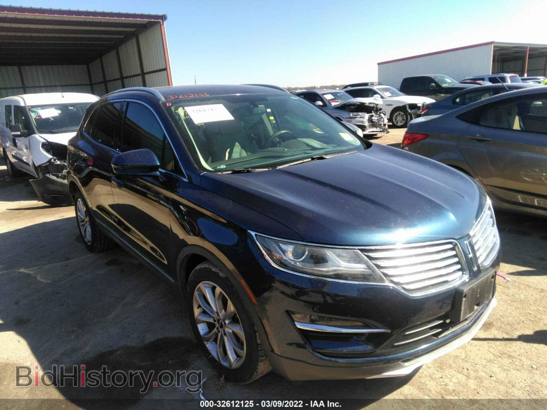 2017 LINCOLN MKC - VIN: 5LMCJ2C96HUL44705 - Photo 2