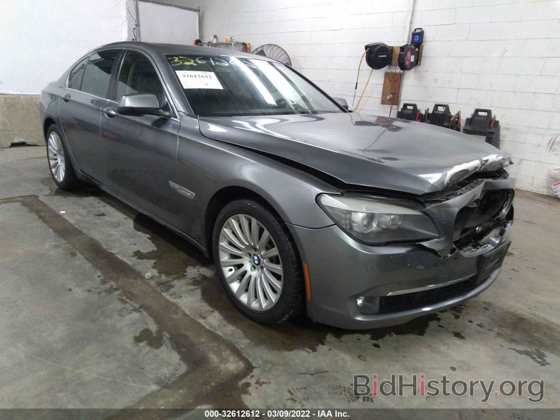 Photo WBAKC6C58CC396334 - BMW 7 SERIES 2012