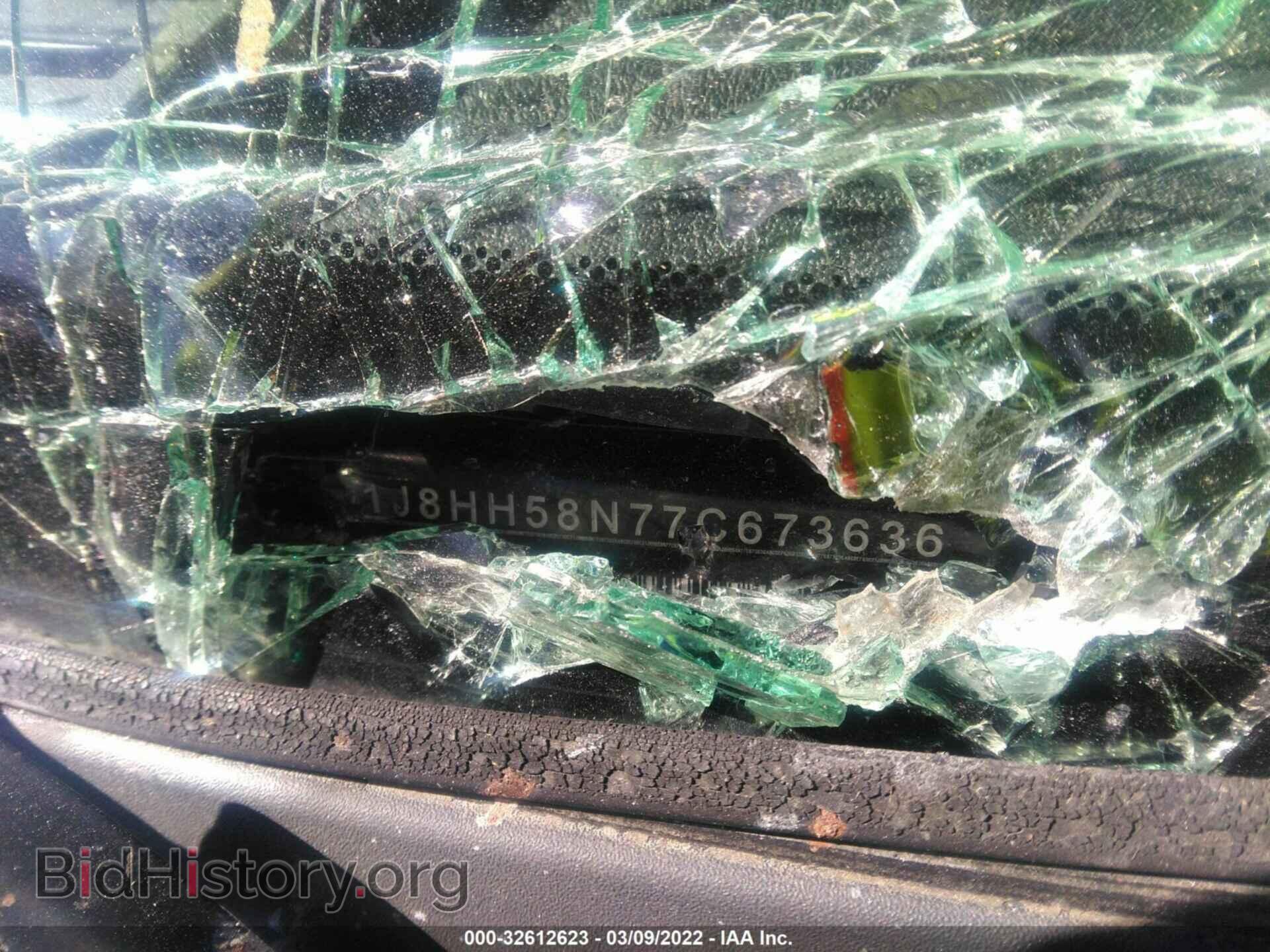 2007 JEEP COMMANDER - VIN: 1J8HH58N77C673636 - Фото 9