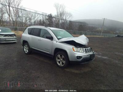 2011 Jeep COMPASS Latitude, silver — VIN 1J4NF1FB1BD207182, IAAI