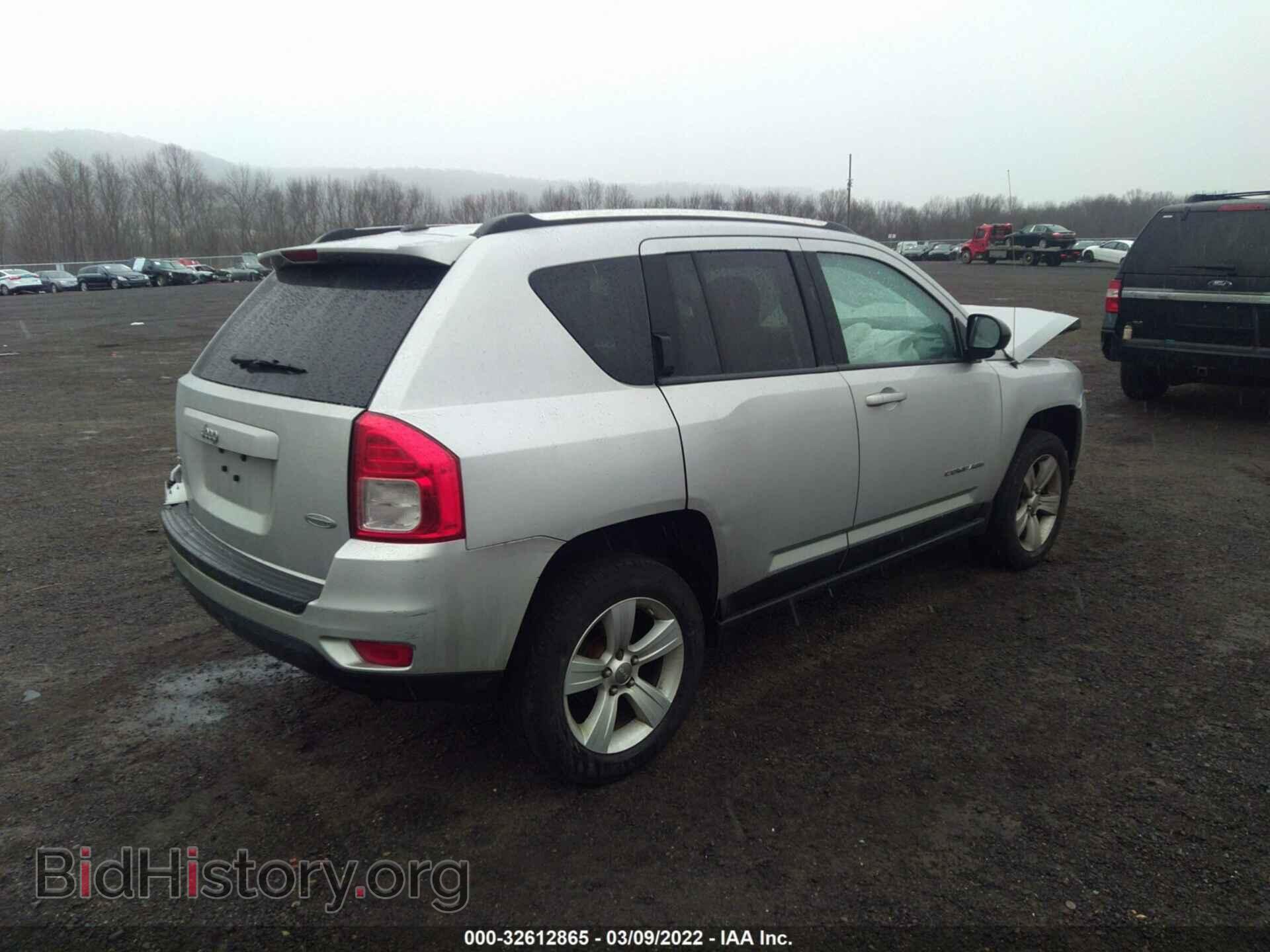 2011 JEEP COMPASS - VIN: 1J4NF1FB1BD207182 - Photo 4