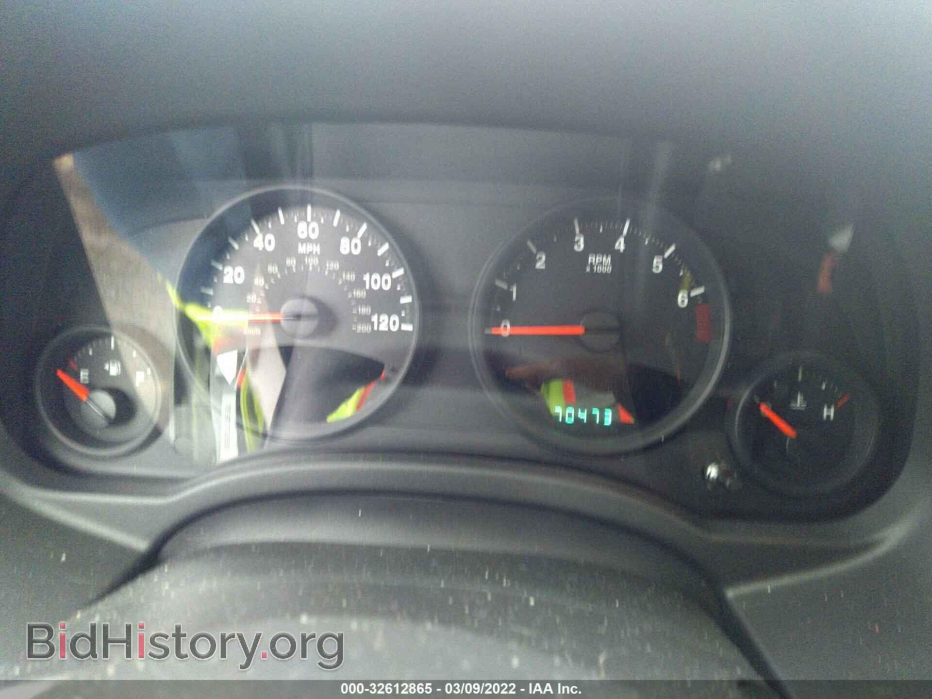 2011 JEEP COMPASS - VIN: 1J4NF1FB1BD207182 - Photo 7