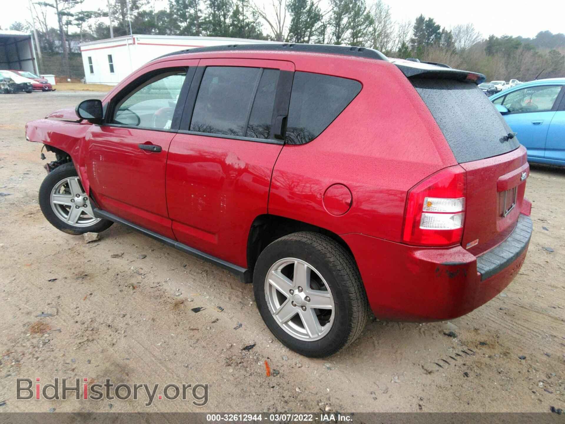 2007 JEEP COMPASS - VIN: 1J8FT47WX7D158604 - Фото 3