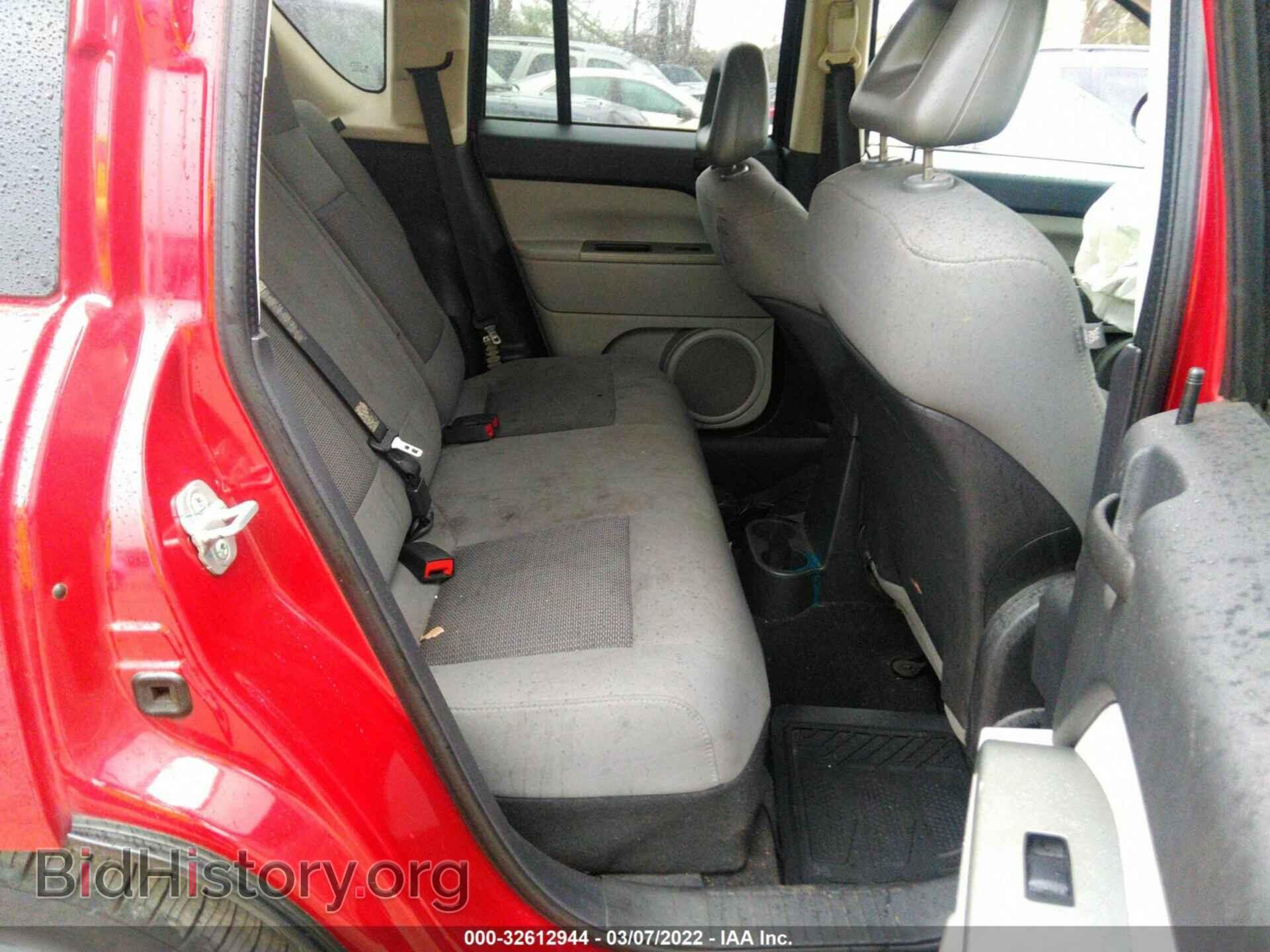 2007 JEEP COMPASS - VIN: 1J8FT47WX7D158604 - Фото 8