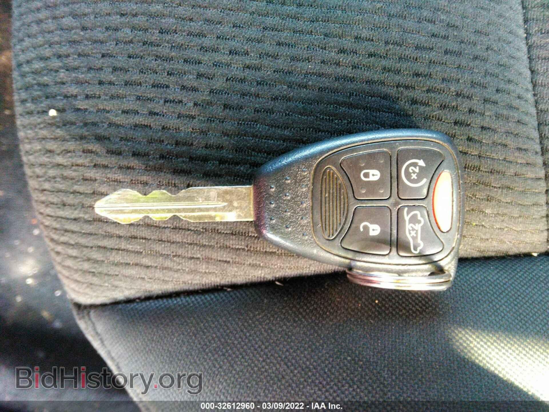 2011 CHRYSLER 200 - VIN: 1C3BC1FB2BN555234 - Фото 11