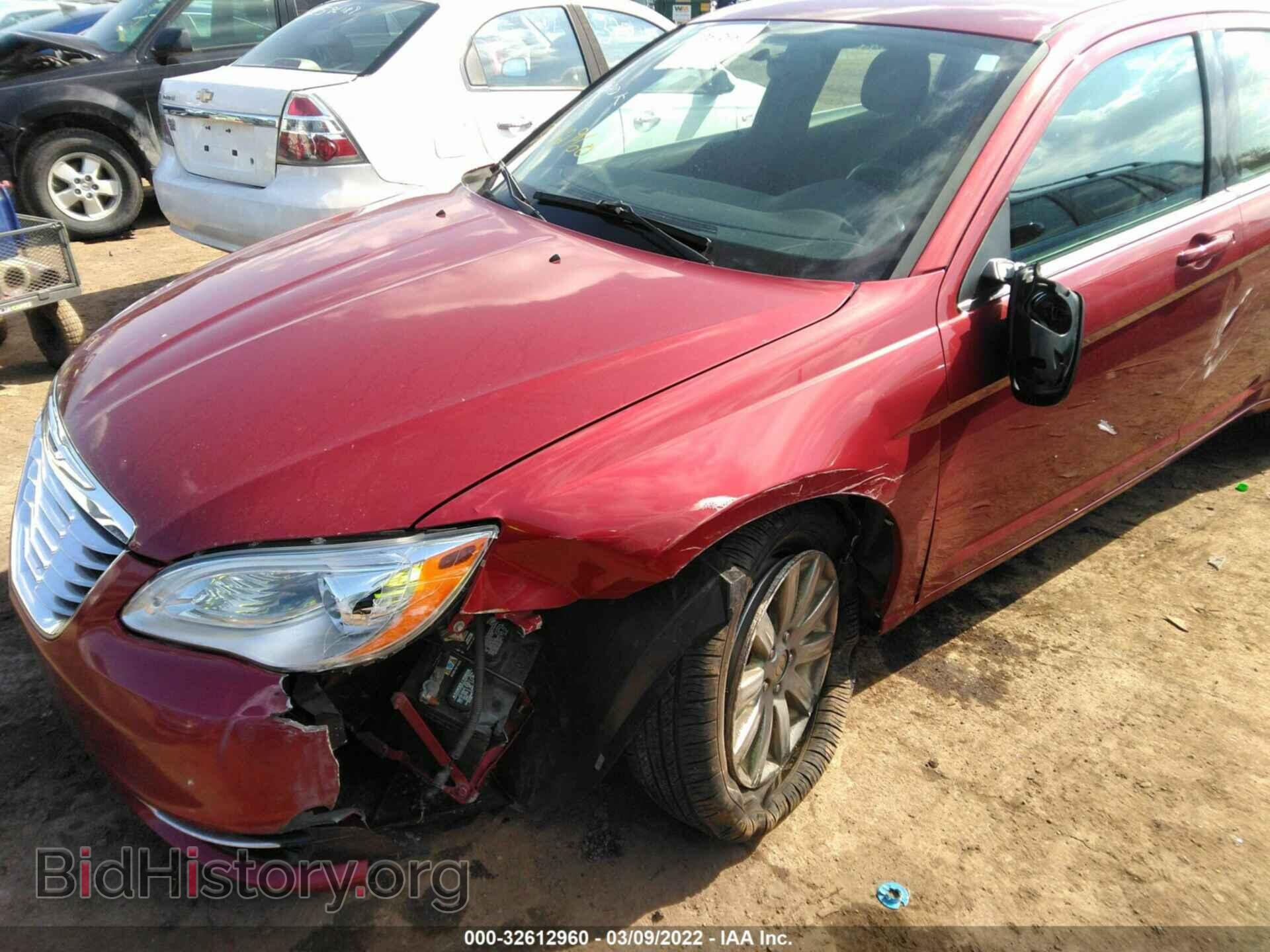 2011 CHRYSLER 200 - VIN: 1C3BC1FB2BN555234 - Фото 6