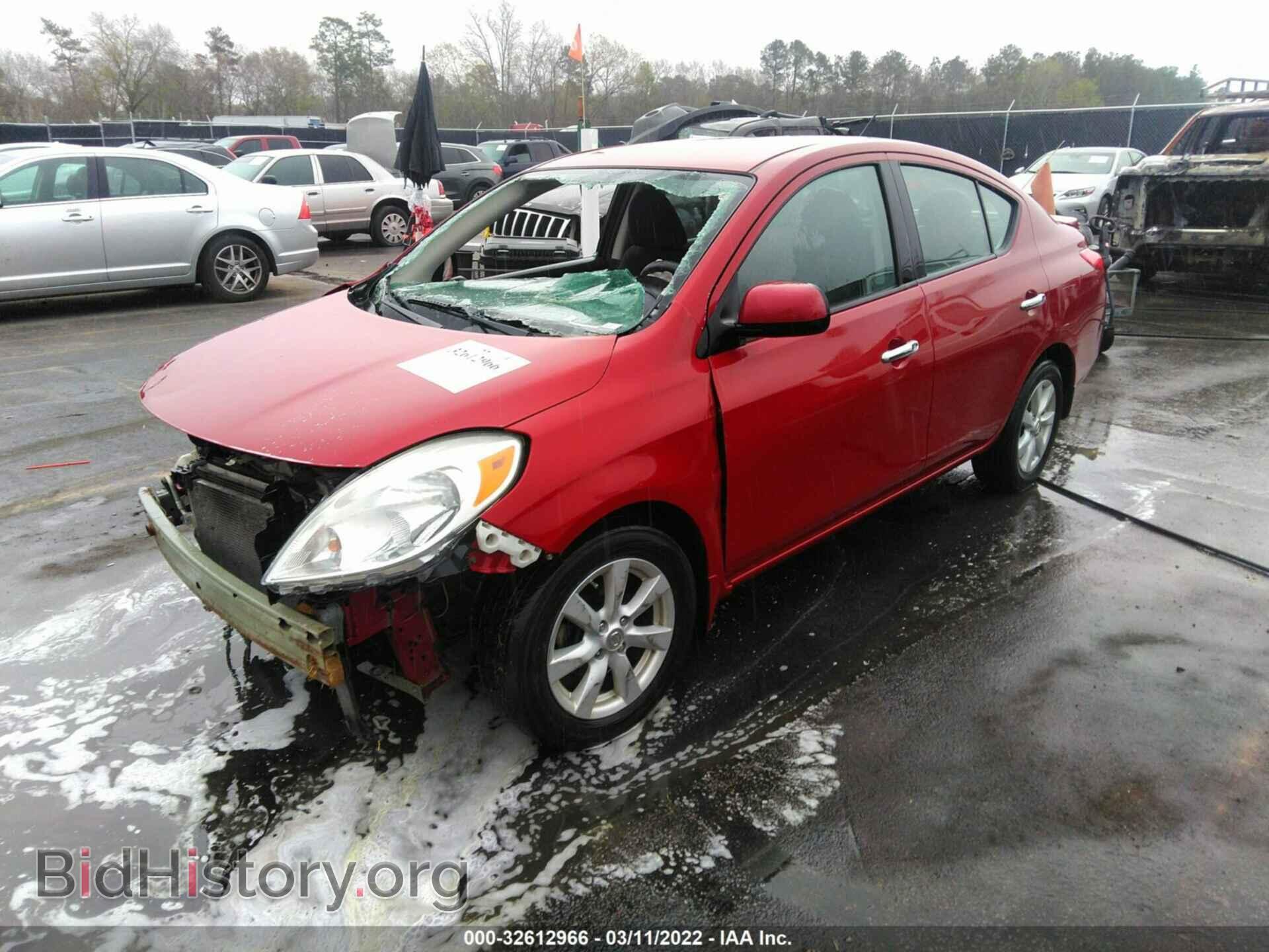 2013 NISSAN VERSA - VIN: 3N1CN7AP1DL876882 - Фото 2