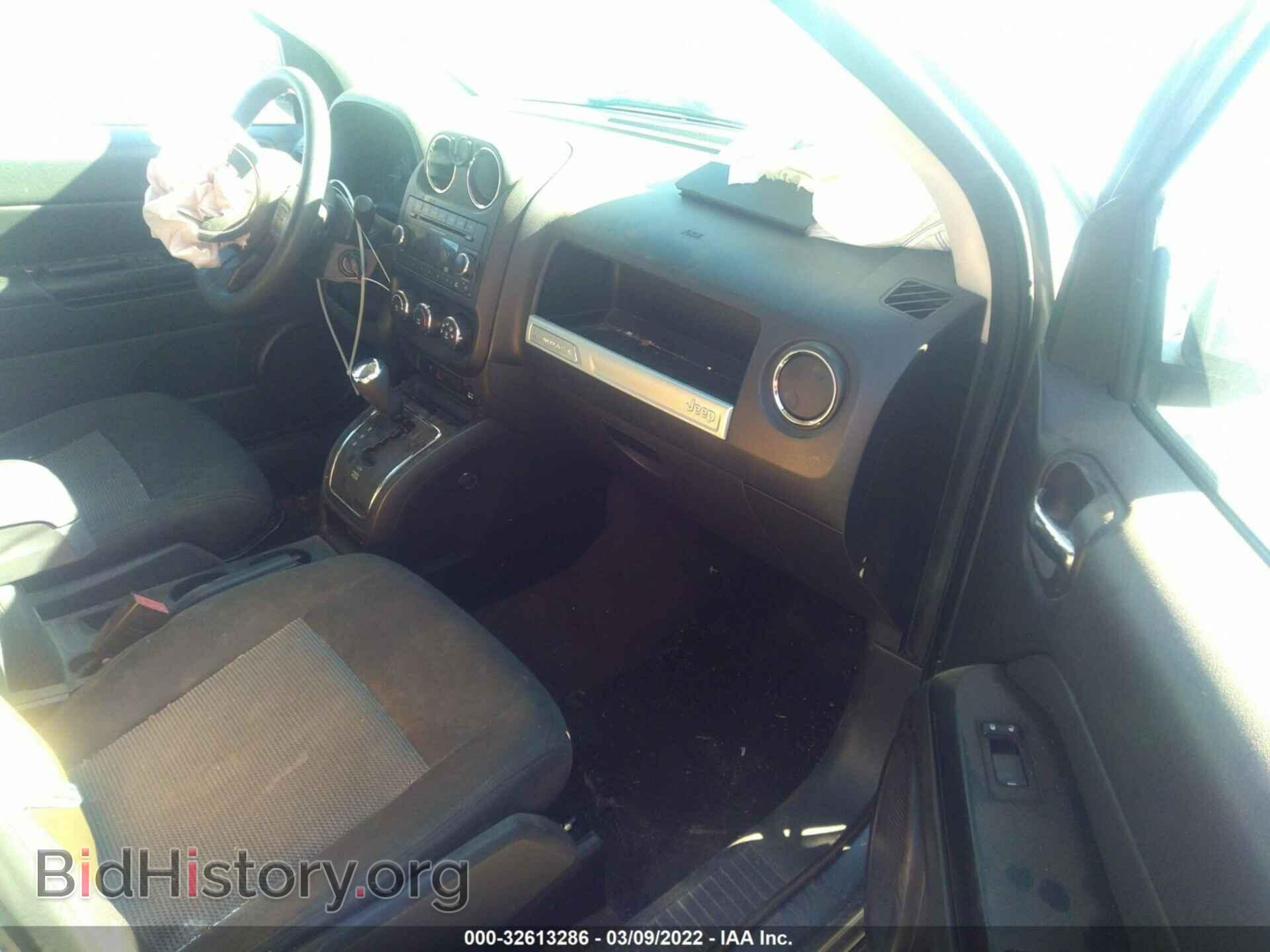 2014 JEEP COMPASS - VIN: 1C4NJCBA4ED595090 - Фото 5
