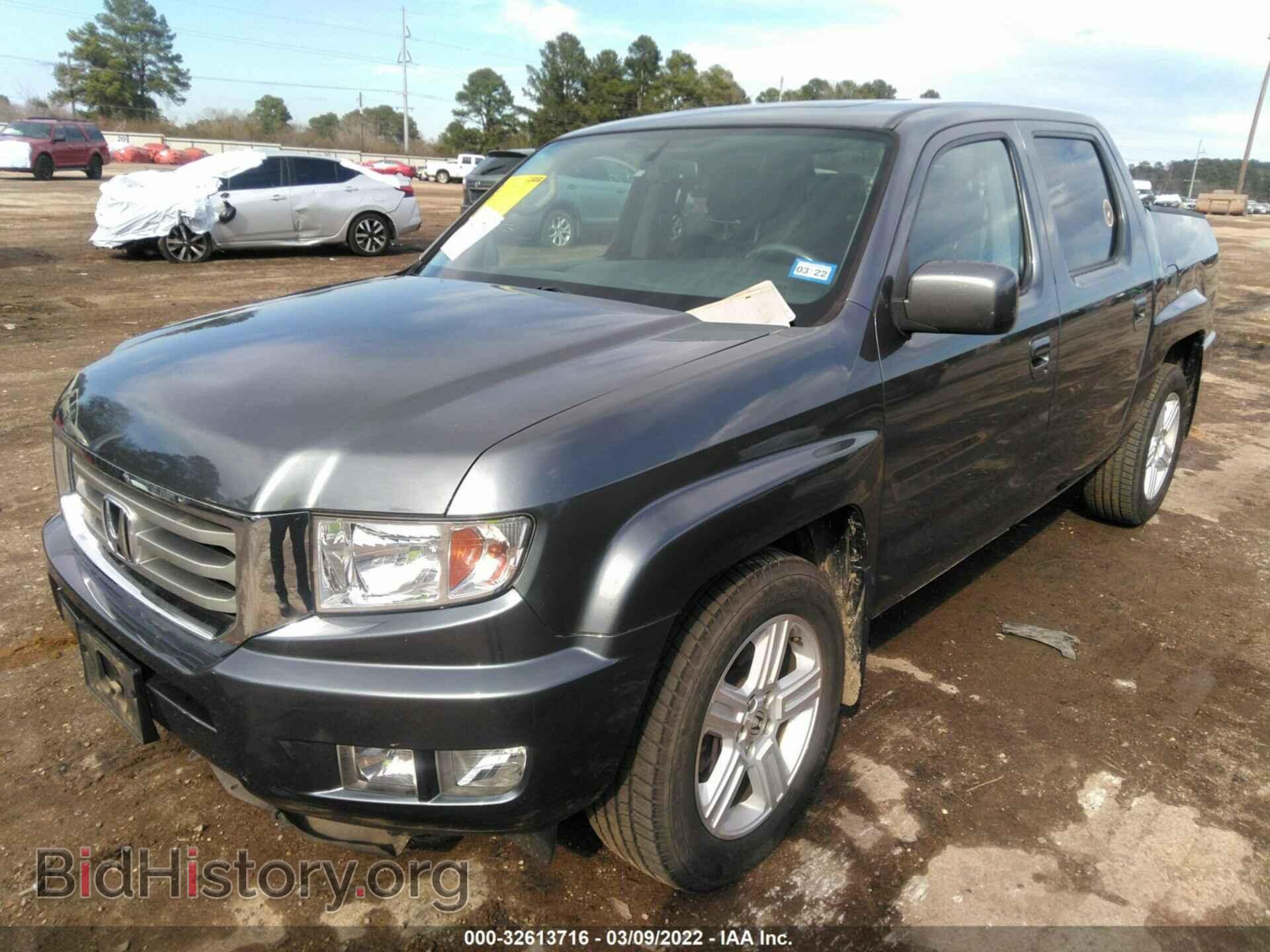 2013 HONDA RIDGELINE - VIN: 5FPYK1F55DB007790 - Фото 2
