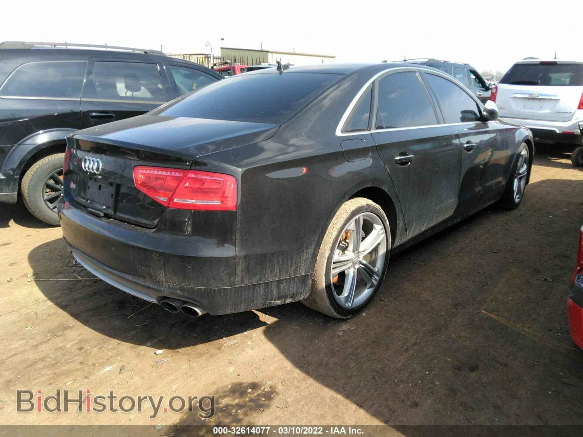 2013 AUDI S8 - VIN: WAUD2AFD7DN010901 - Фото 4