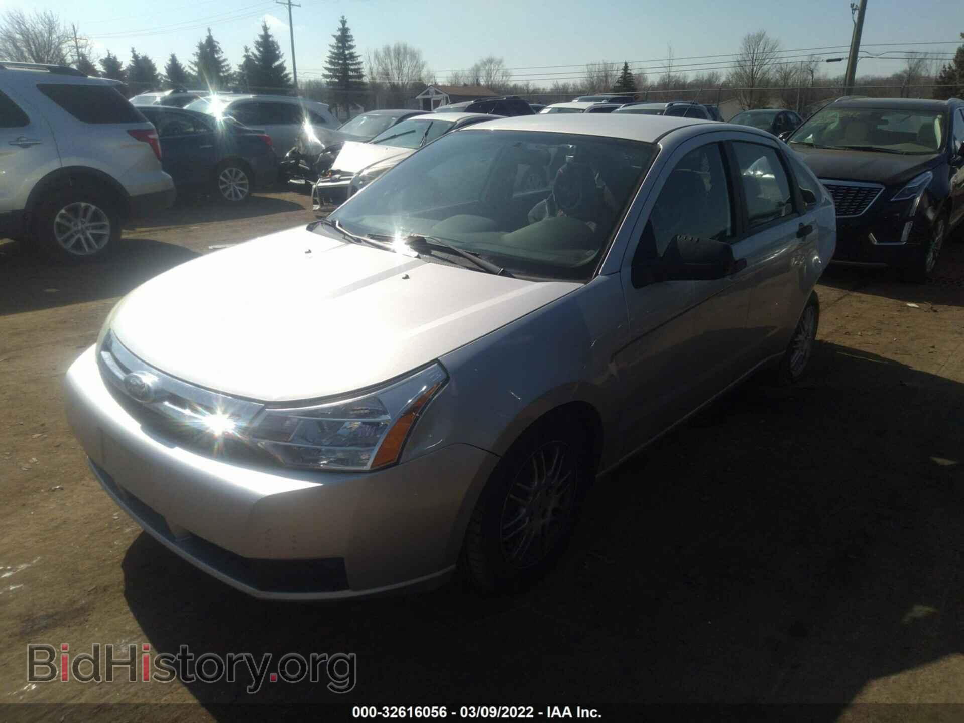 2011 FORD FOCUS - VIN: 1FAHP3FN5BW129893 - Фото 2