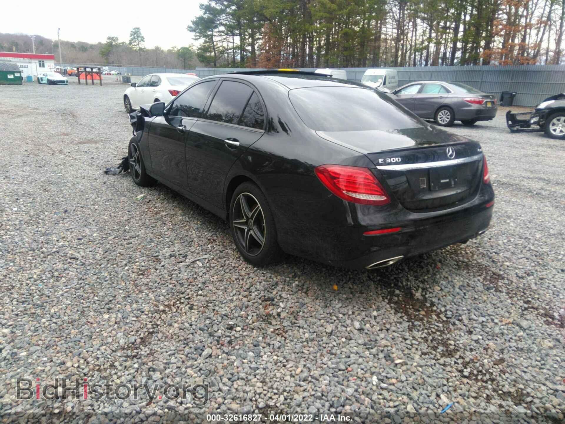 2019 MERCEDES-BENZ E-CLASS - VIN: WDDZF4KB6KA567943 - Фото 3