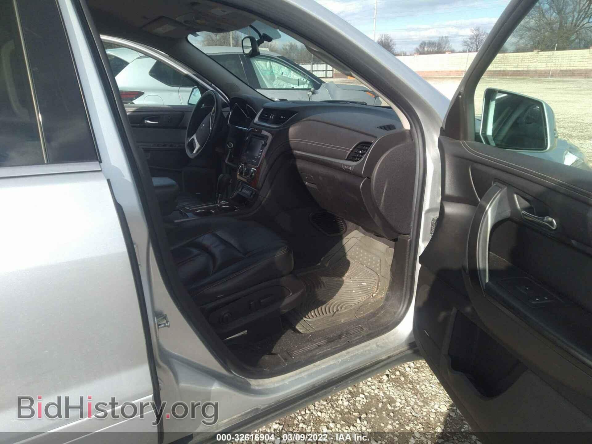 2014 CHEVROLET TRAVERSE - VIN: 1GNKRHKD1EJ257531 - Фото 5