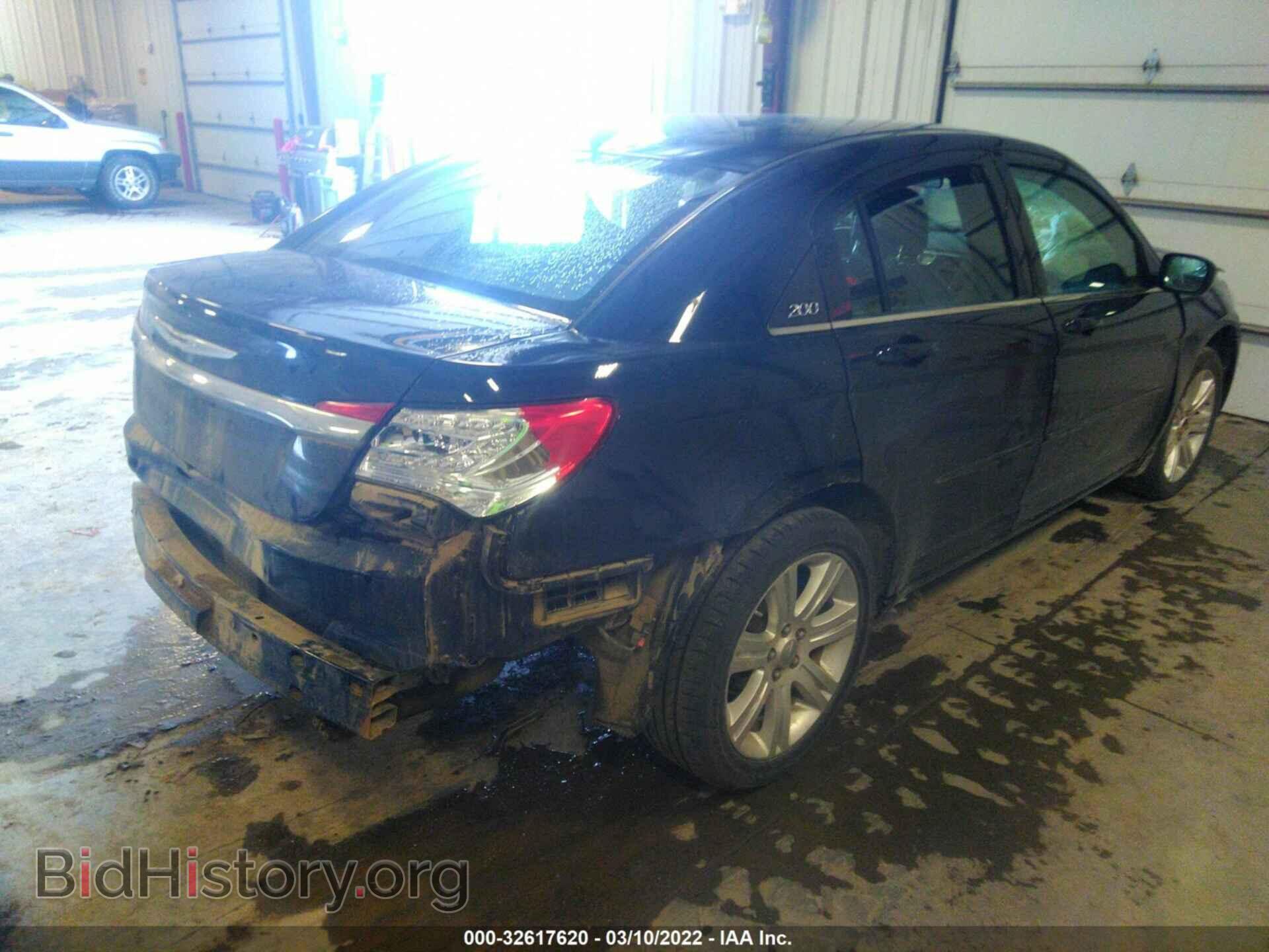 2013 CHRYSLER 200 - VIN: 1C3CCBBB6DN714064 - Photo 4
