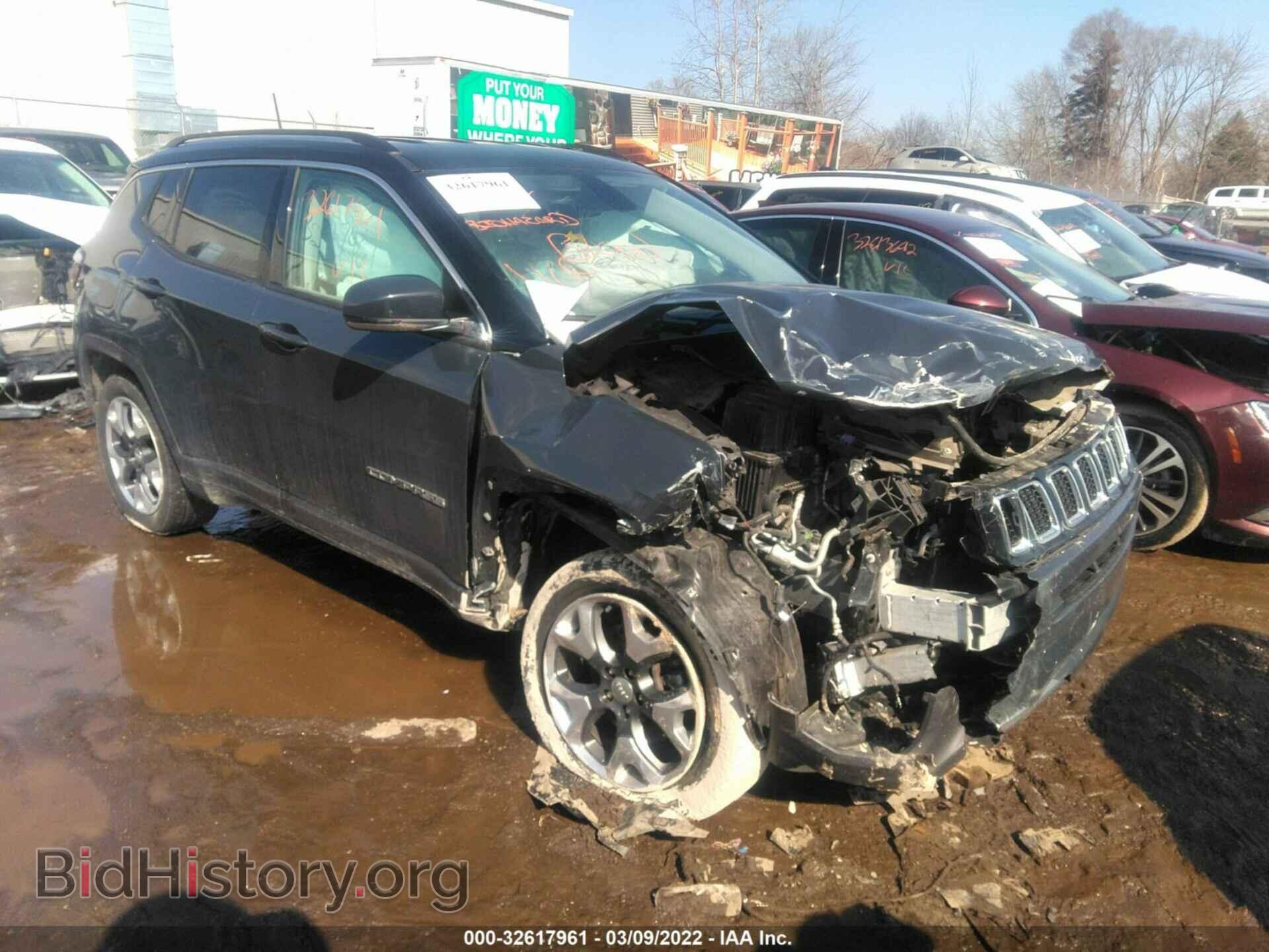 Фотография 3C4NJDCB5JT283801 - JEEP COMPASS 2018