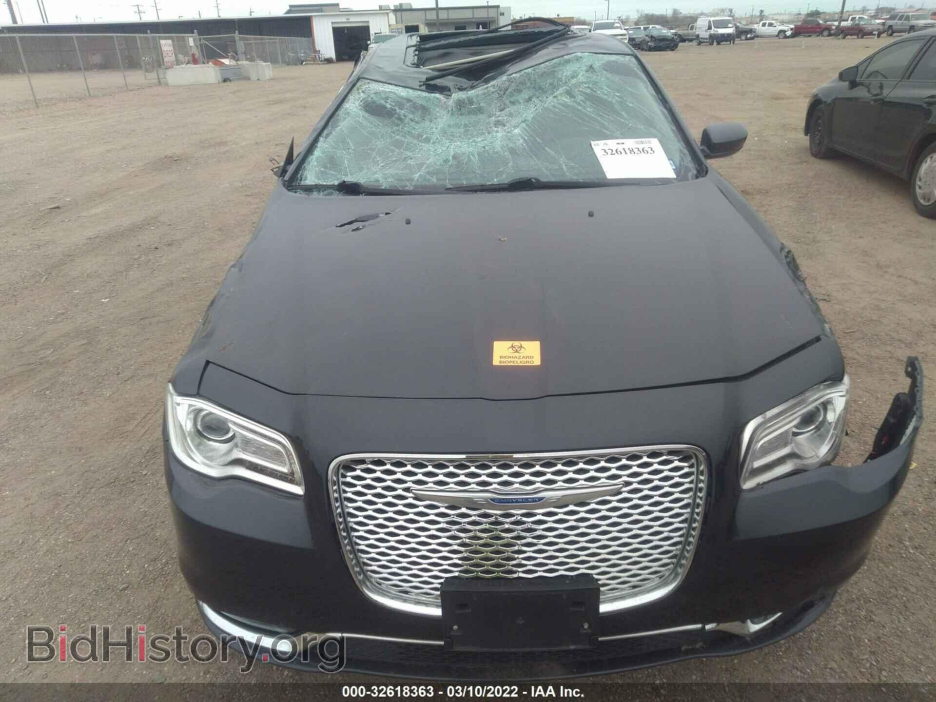 2019 CHRYSLER 300 - VIN: 2C3CCAAGXKH517119 - Фото 6