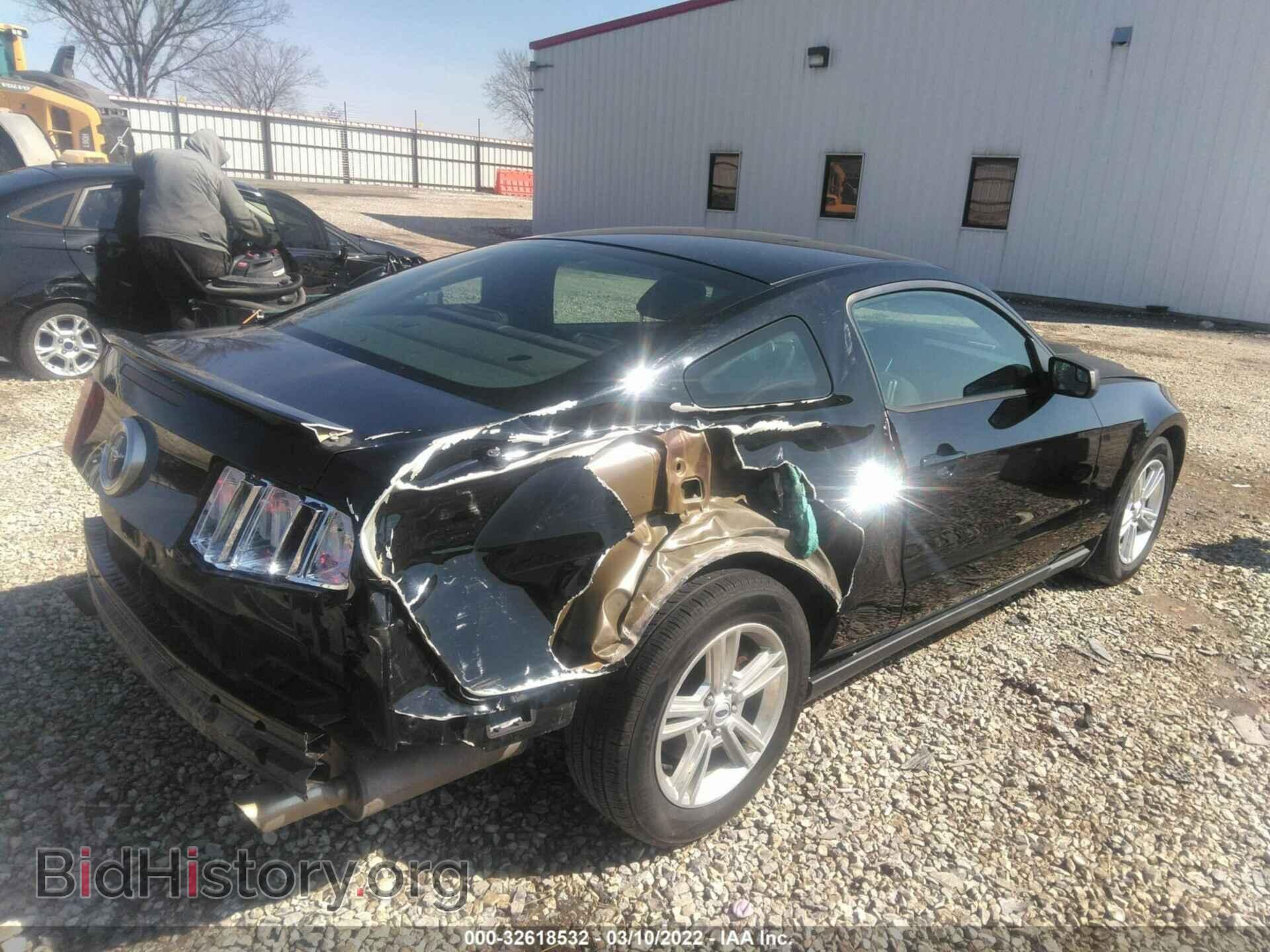 2012 FORD MUSTANG - VIN: 1ZVBP8AM8C5206563 - Фото 4