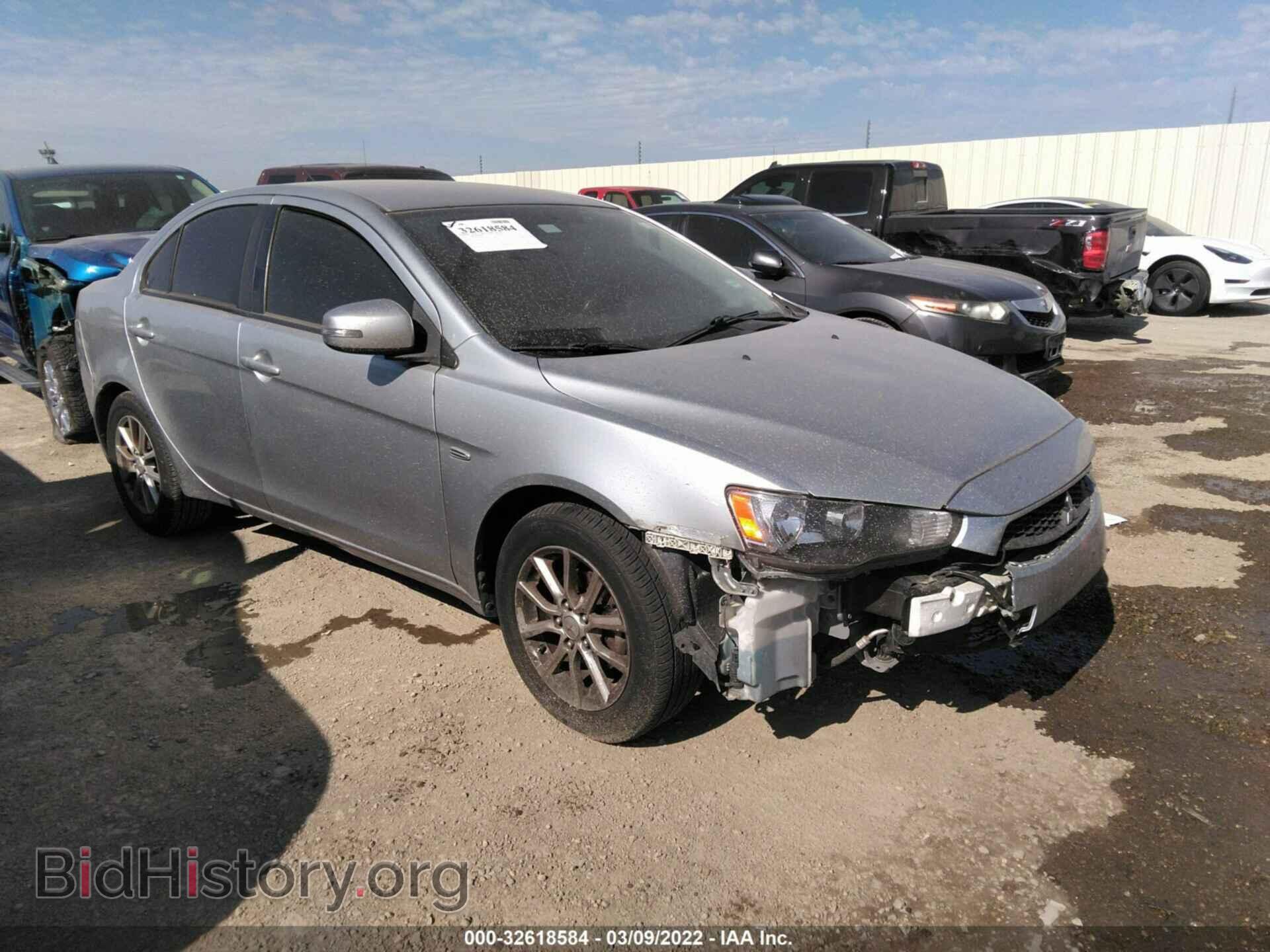 Фотография JA32U2FU8GU005581 - MITSUBISHI LANCER 2016