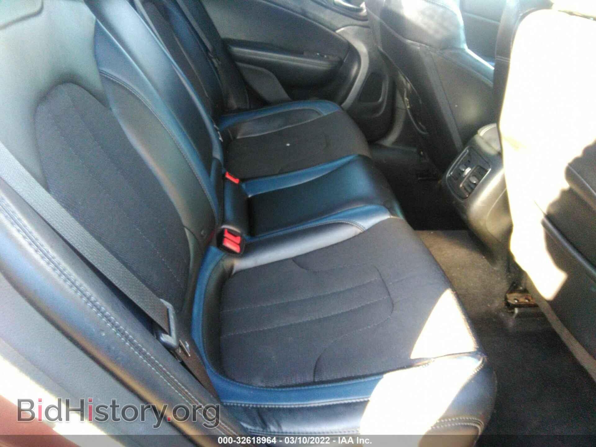 2015 CHRYSLER 200 - VIN: 1C3CCCBG3FN532617 - Фото 8