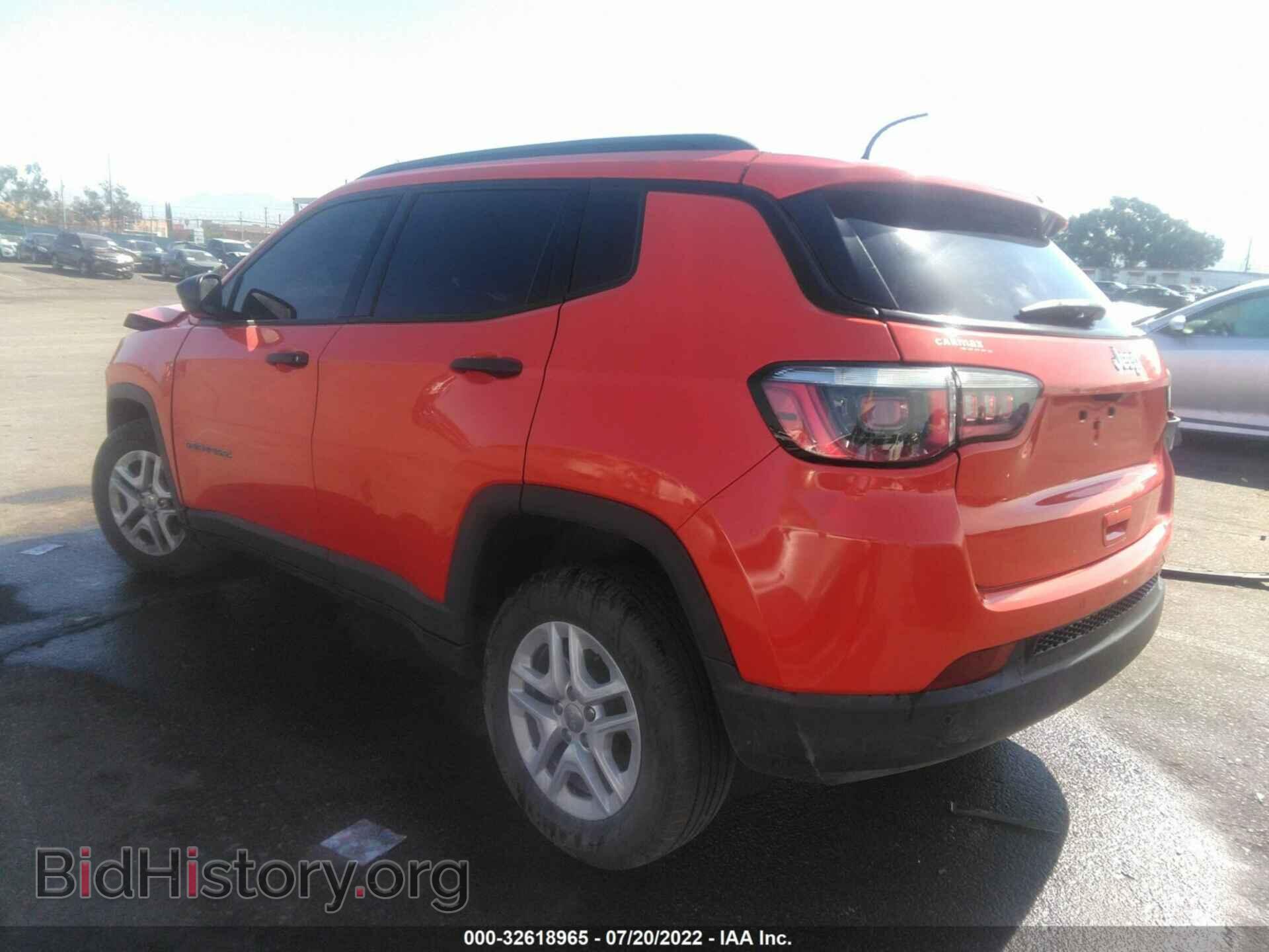 2017 JEEP COMPASS - VIN: 3C4NJCABXHT668326 - Фото 3