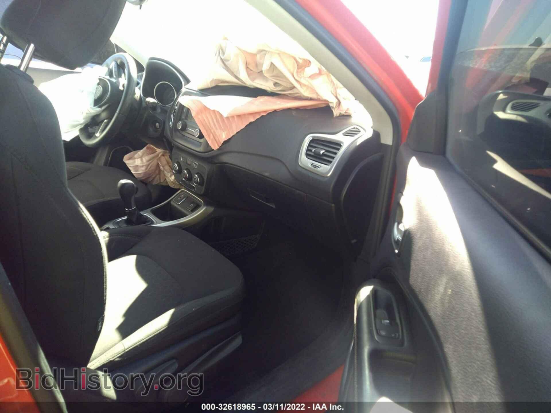 2017 JEEP COMPASS - VIN: 3C4NJCABXHT668326 - Фото 5