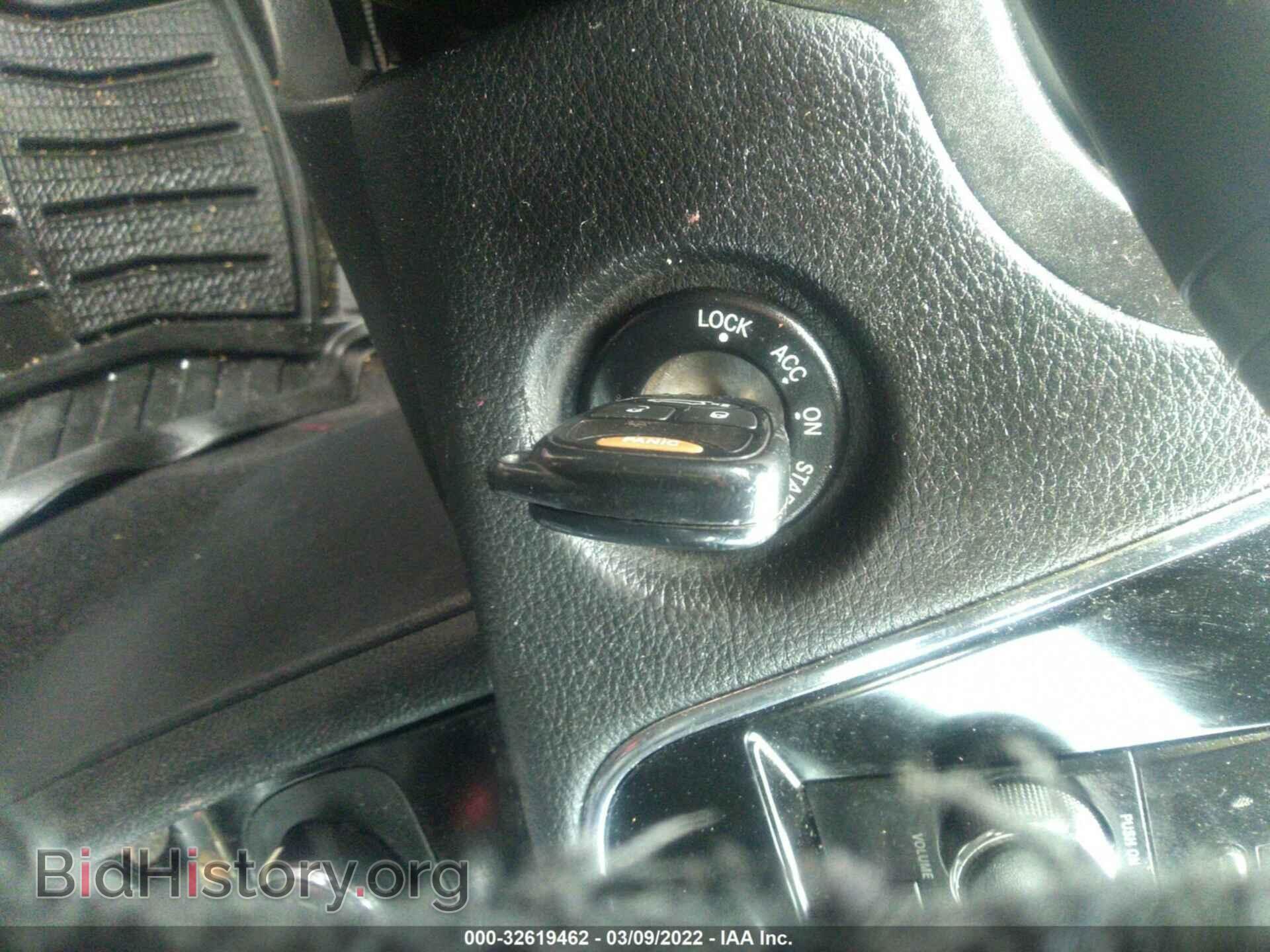 2011 CHRYSLER 200 - VIN: 1C3BC1FGXBN553355 - Фото 11