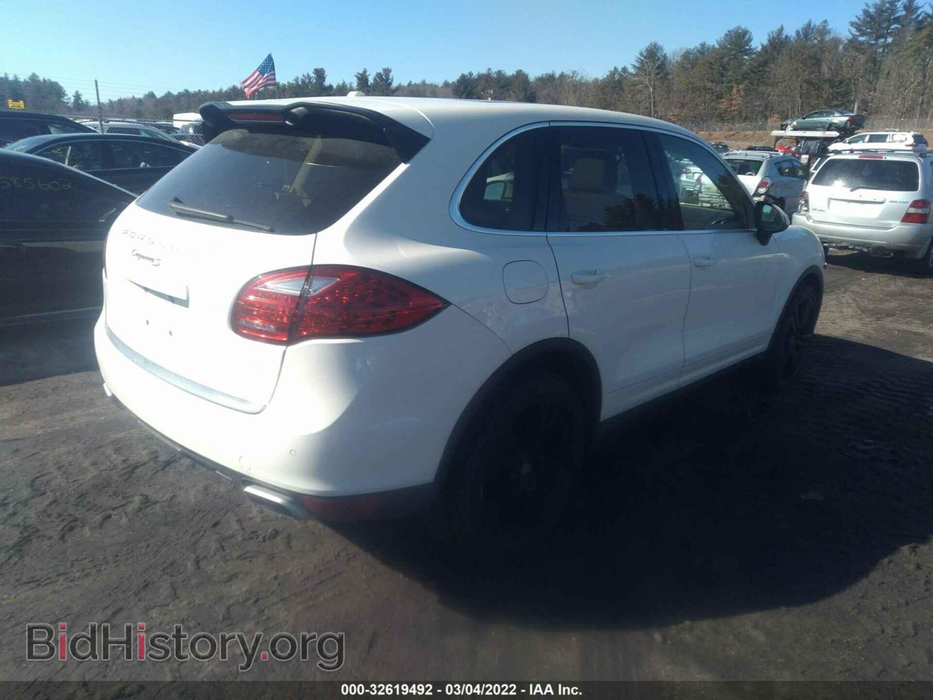2011 PORSCHE CAYENNE - VIN: WP1AB2A27BLA52221 - Фото 4