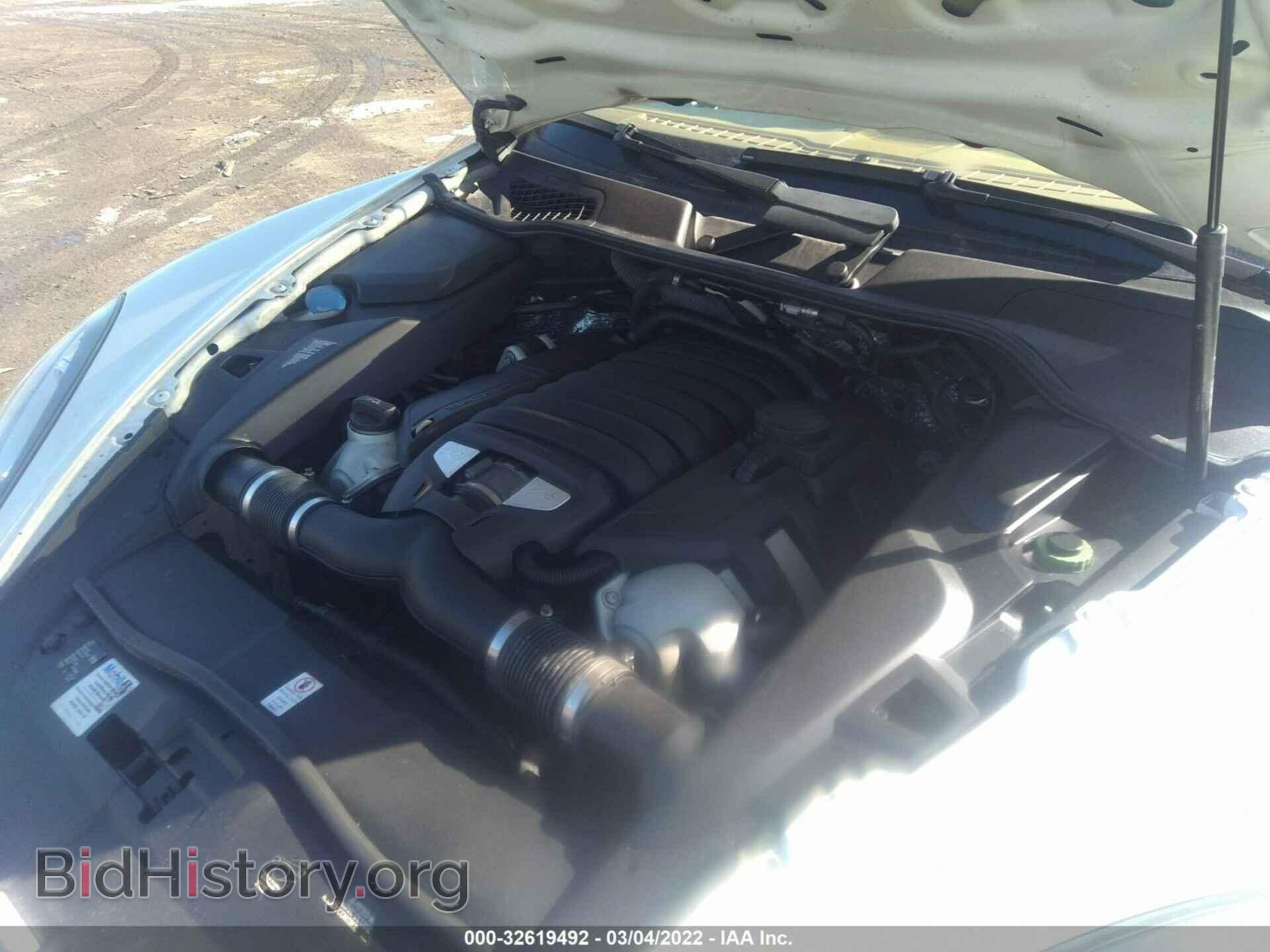 2011 PORSCHE CAYENNE - VIN: WP1AB2A27BLA52221 - Фото 10